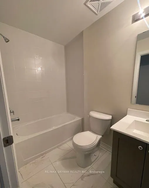 1589 Rose Way, #123