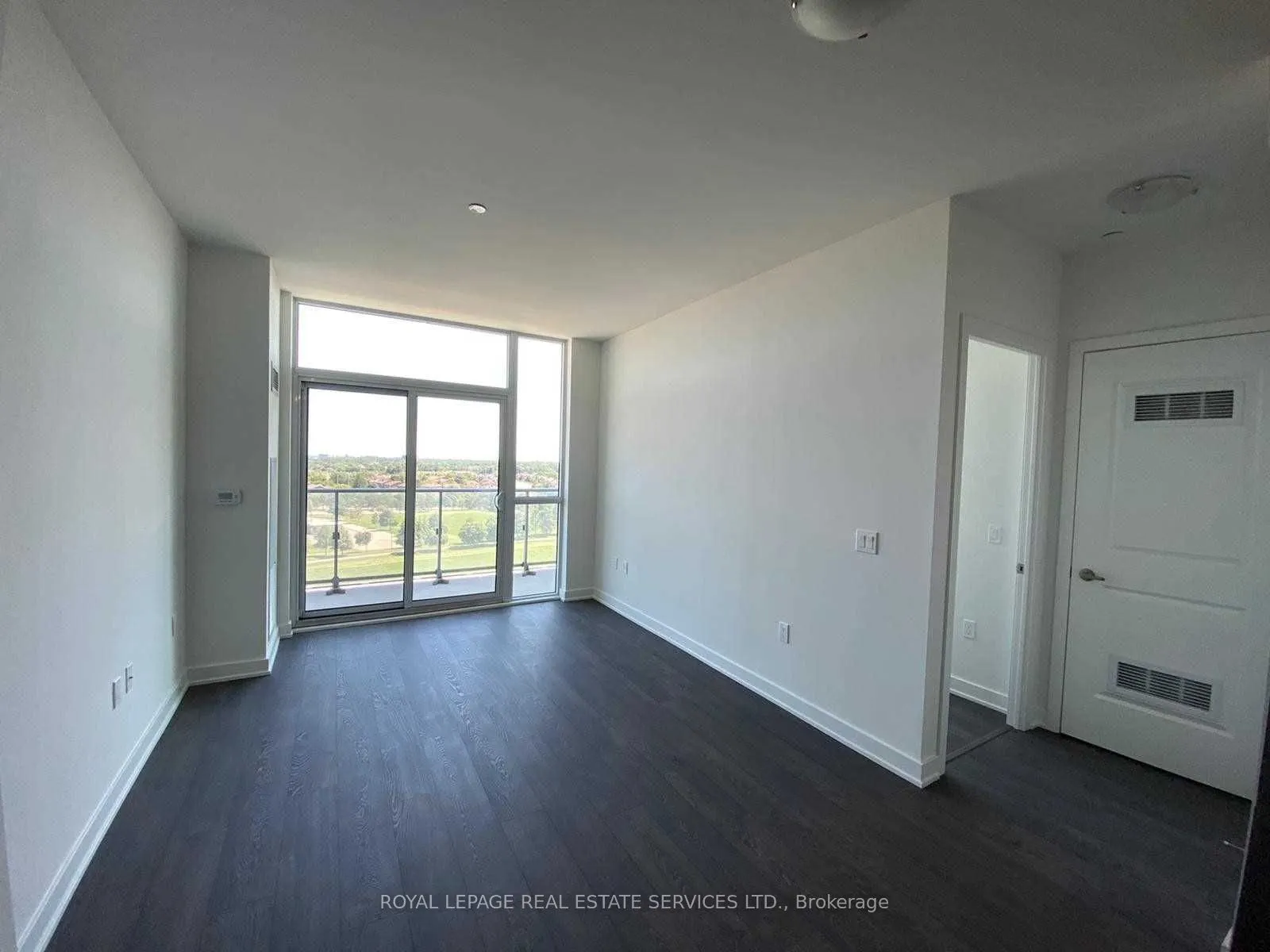 4677 Glen Erin Drive, #906