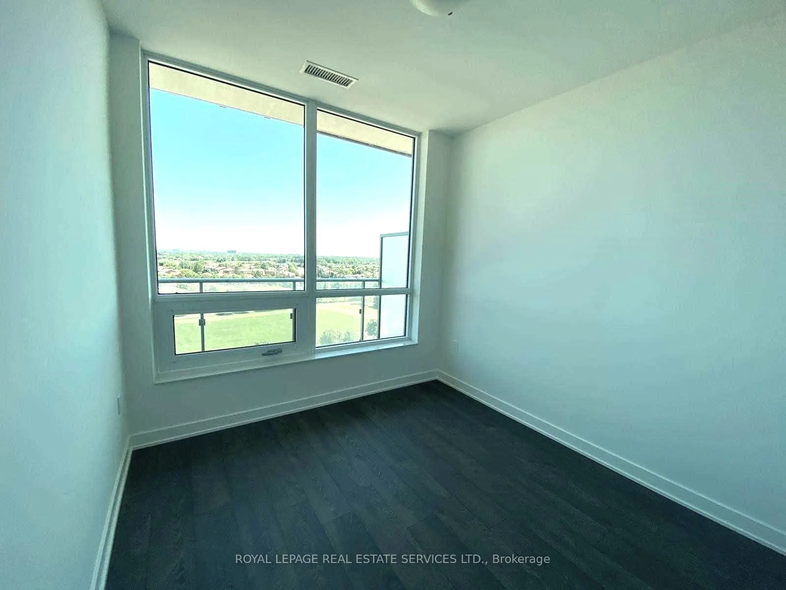 4677 Glen Erin Drive, #906