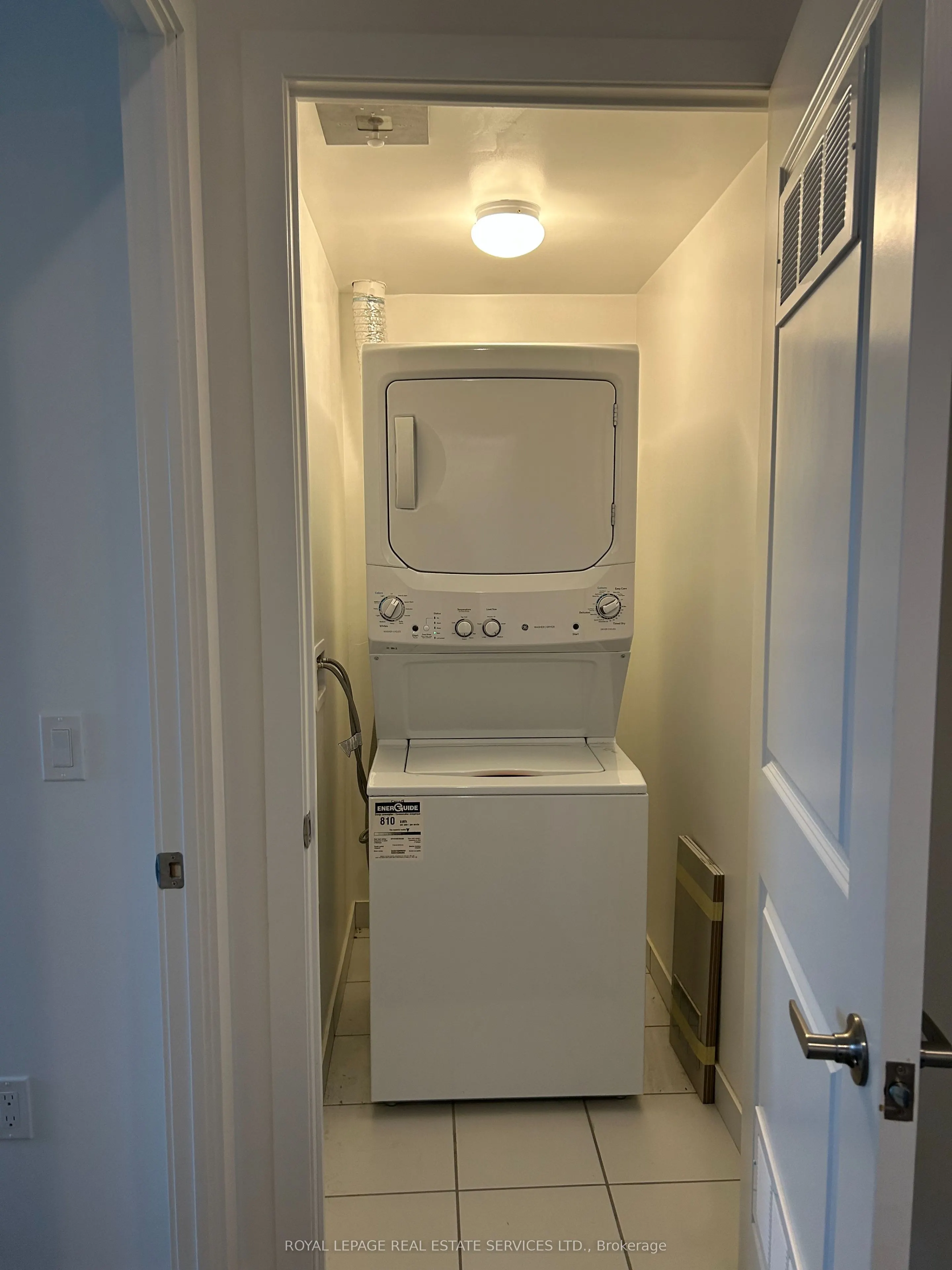 4677 Glen Erin Drive, #906