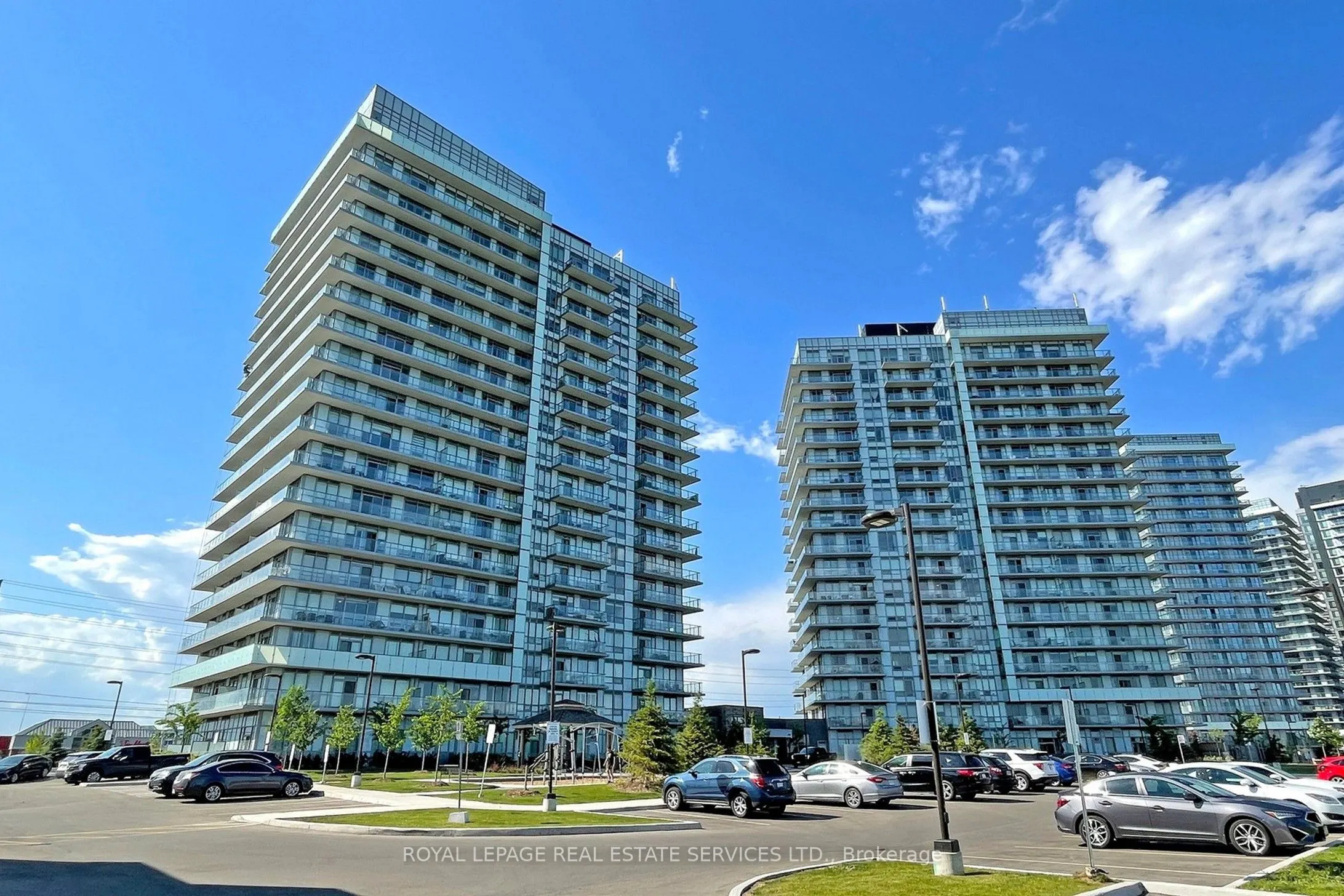 4677 Glen Erin Drive, #906