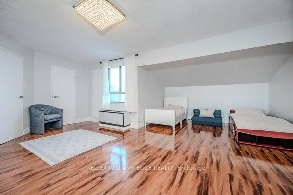 1000 Cedarglen Gate #625