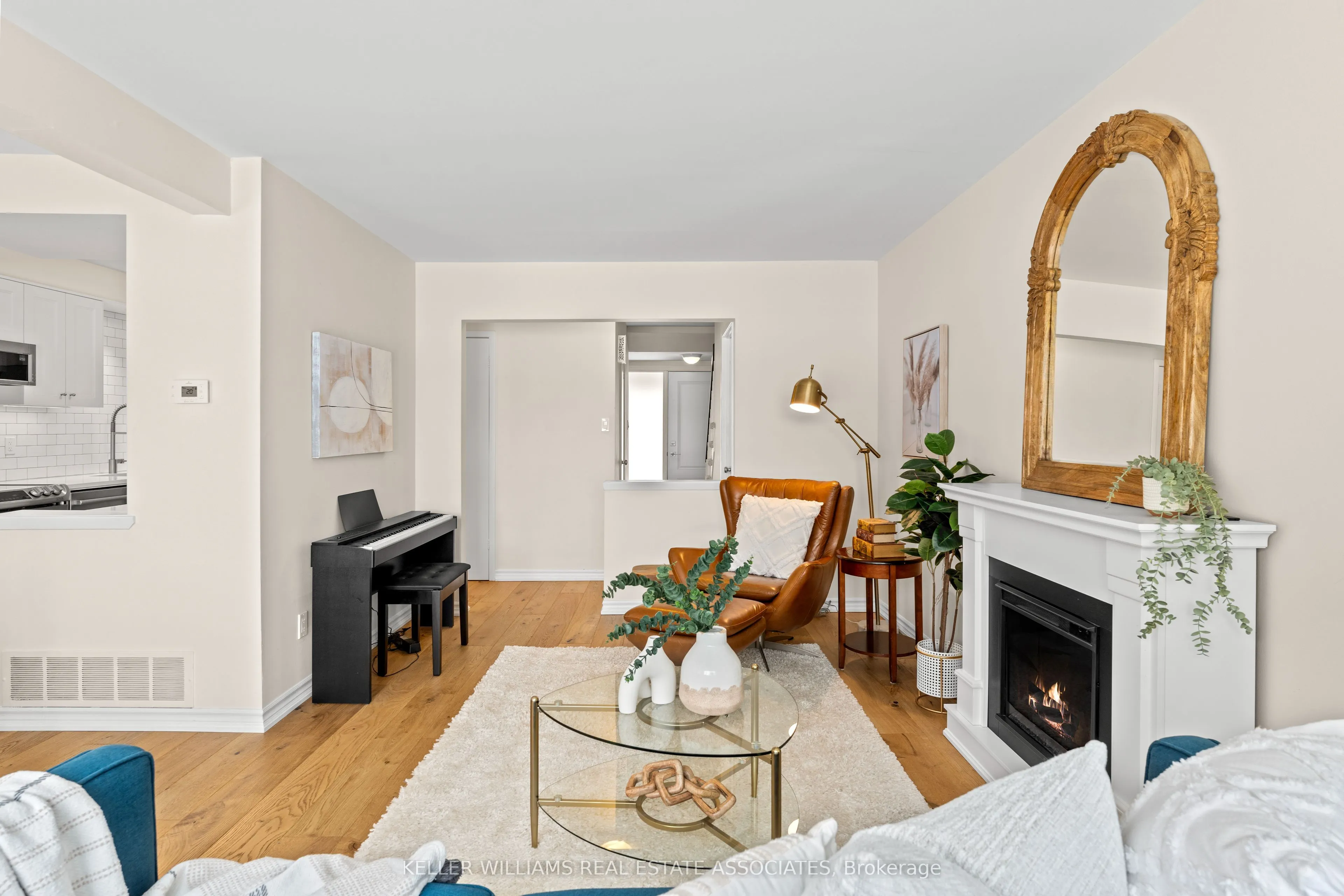 20 Mineola Road E, #62