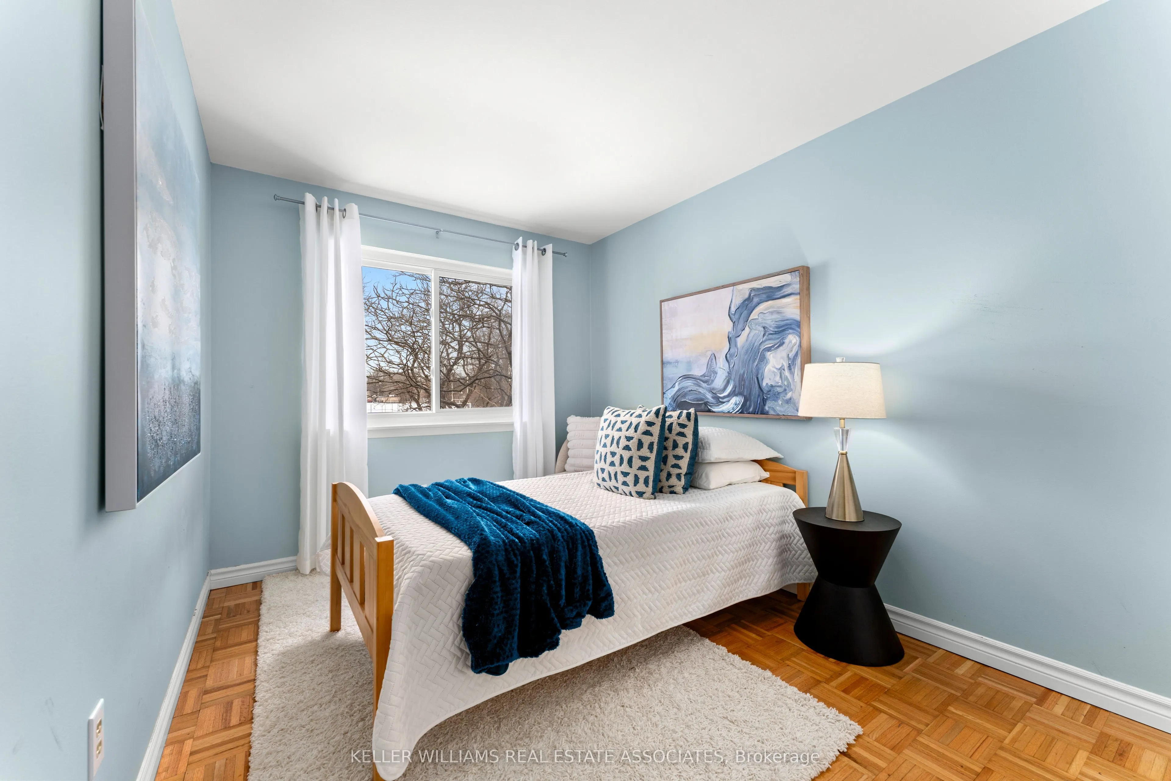 20 Mineola Road E, #62
