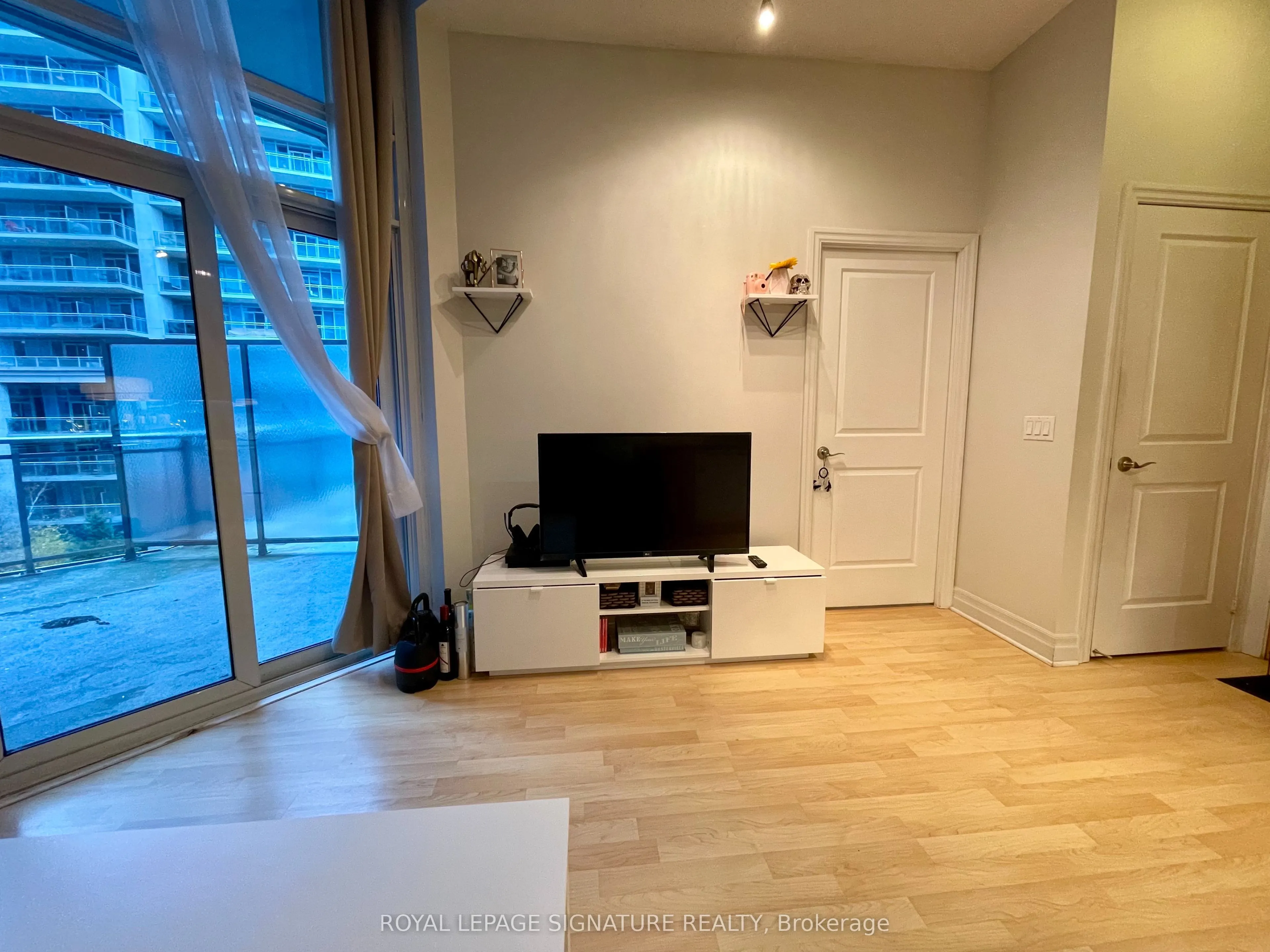 58 Marine Parade Drive, #429