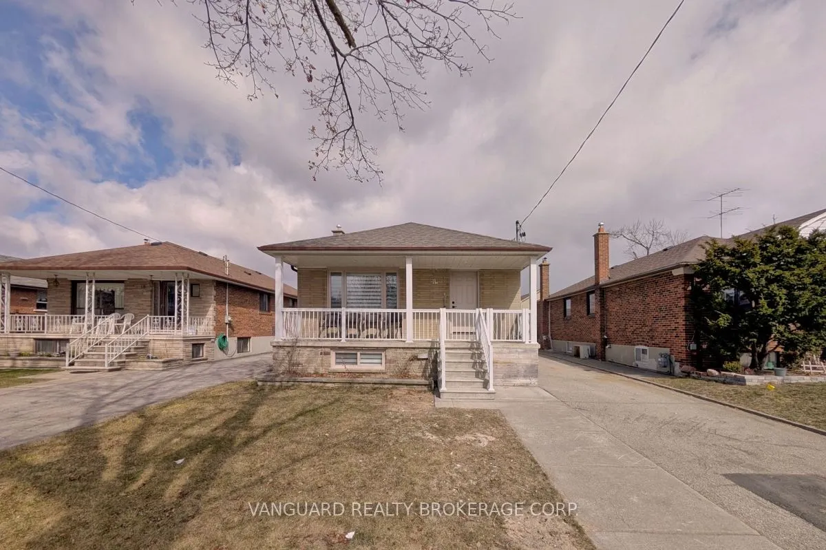 14 Bradfield Avenue