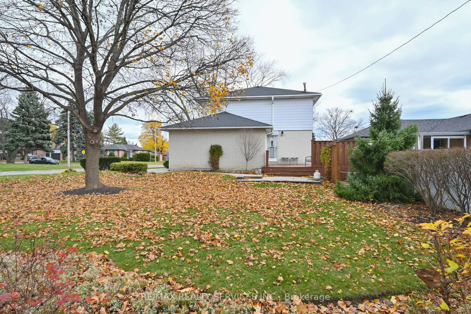 47 Durham Crescent