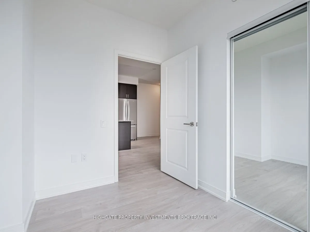 8 Nahani Way #1601