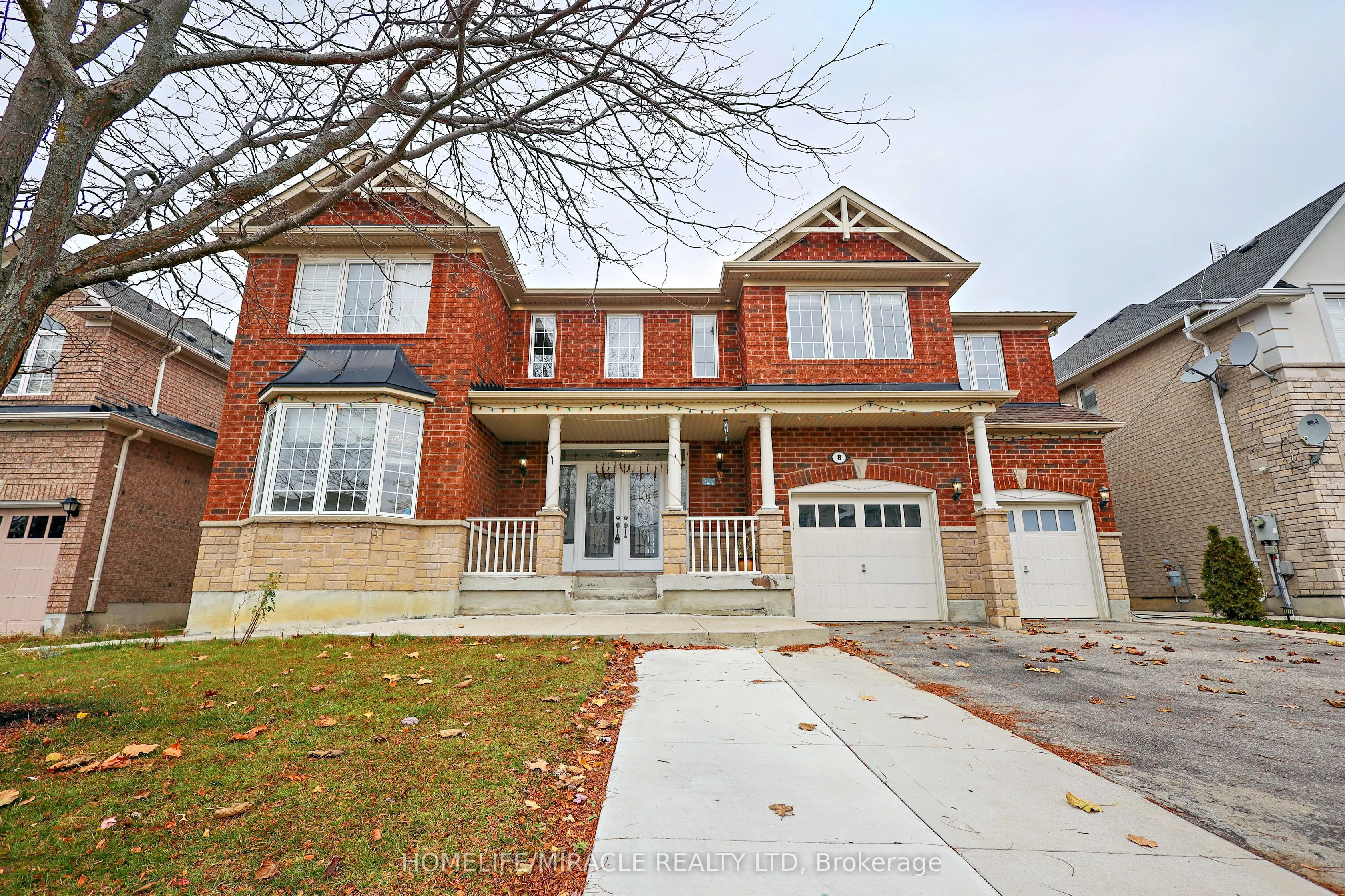 8 NELLY Court