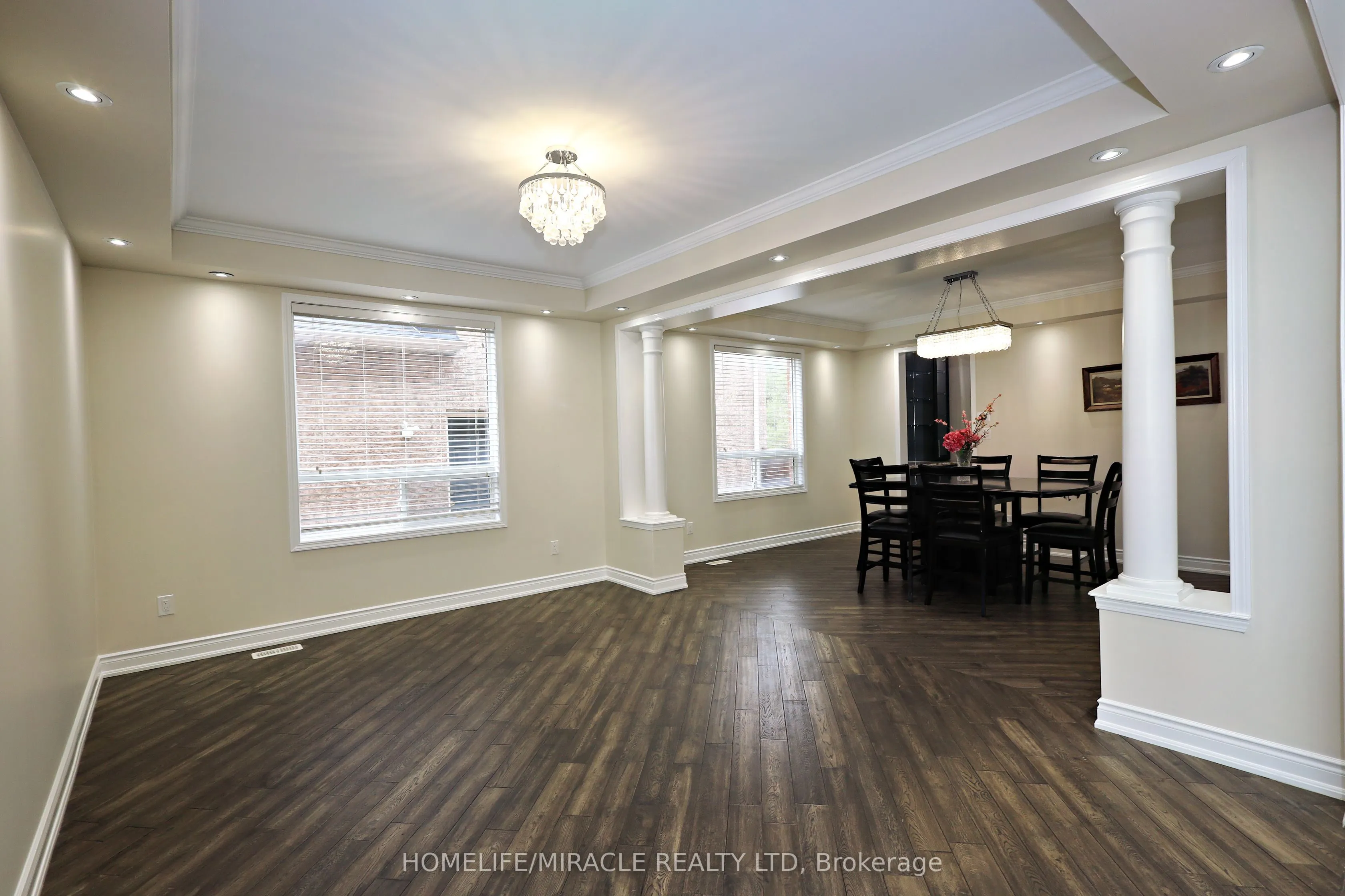 8 NELLY Court