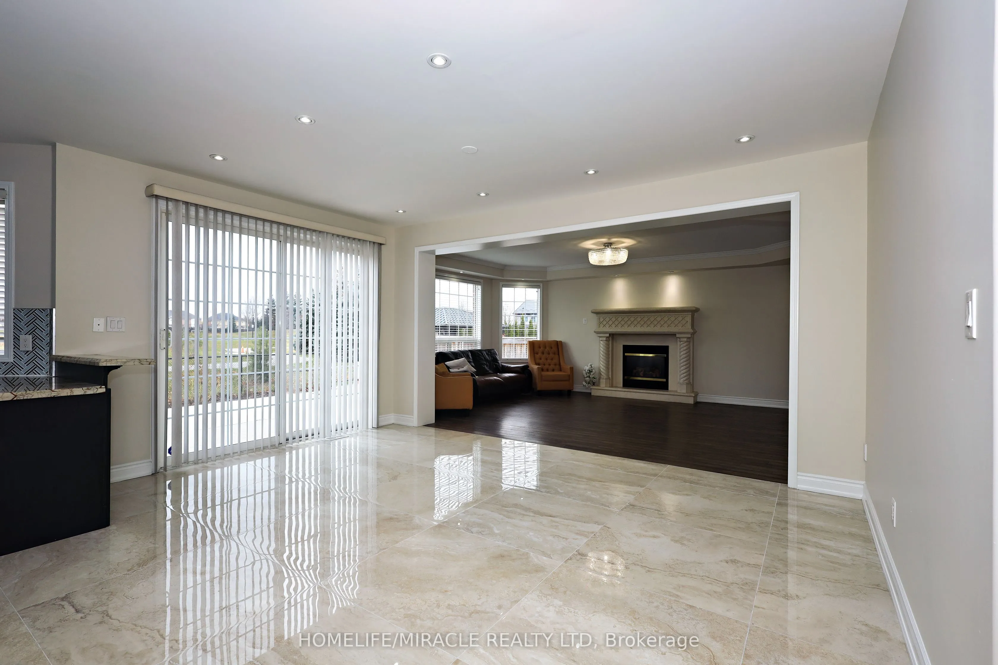 8 NELLY Court