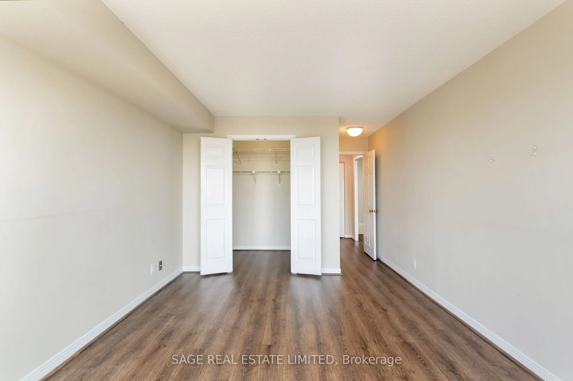 1 Aberfoyle Crescent, #807