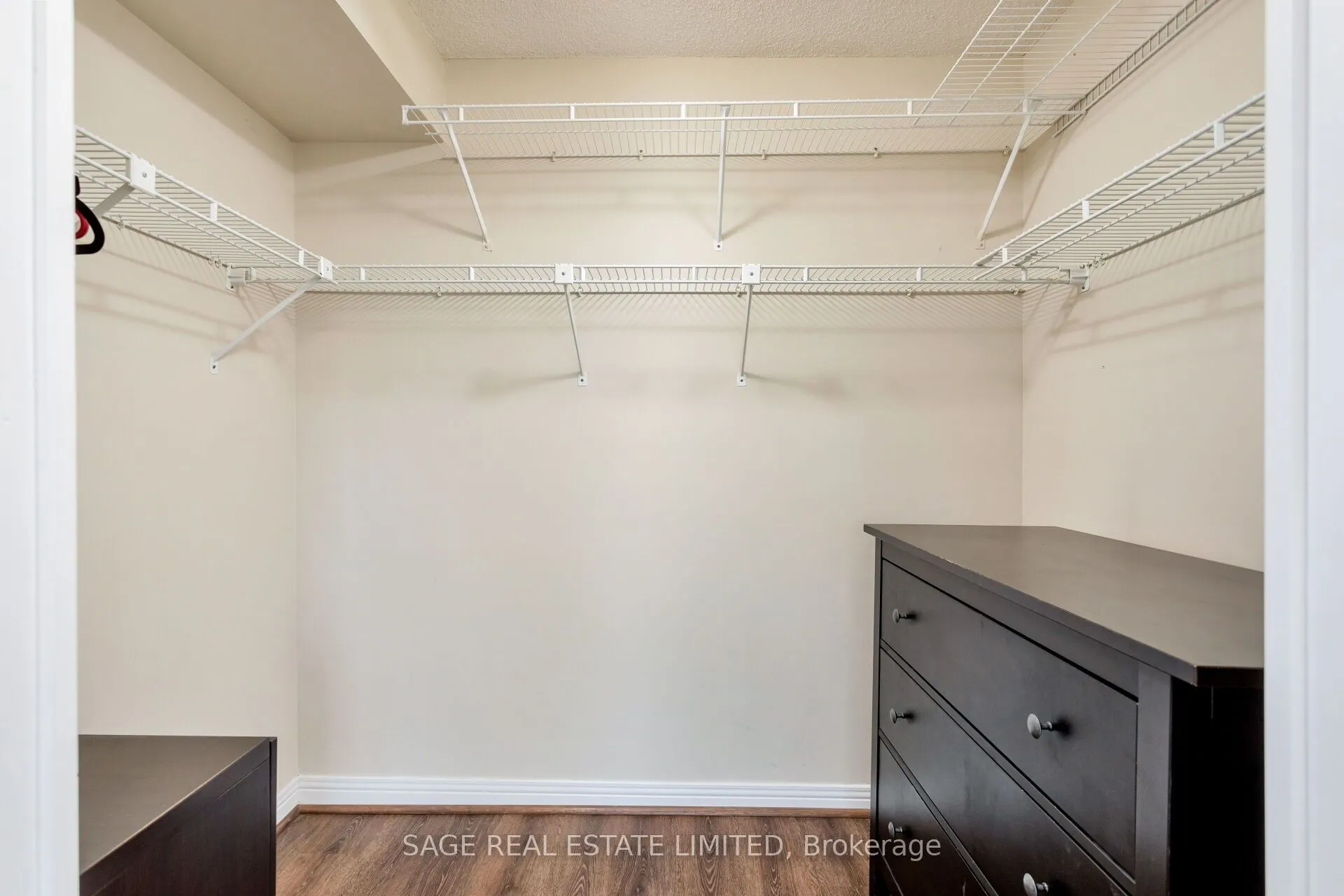 1 Aberfoyle Crescent, #807