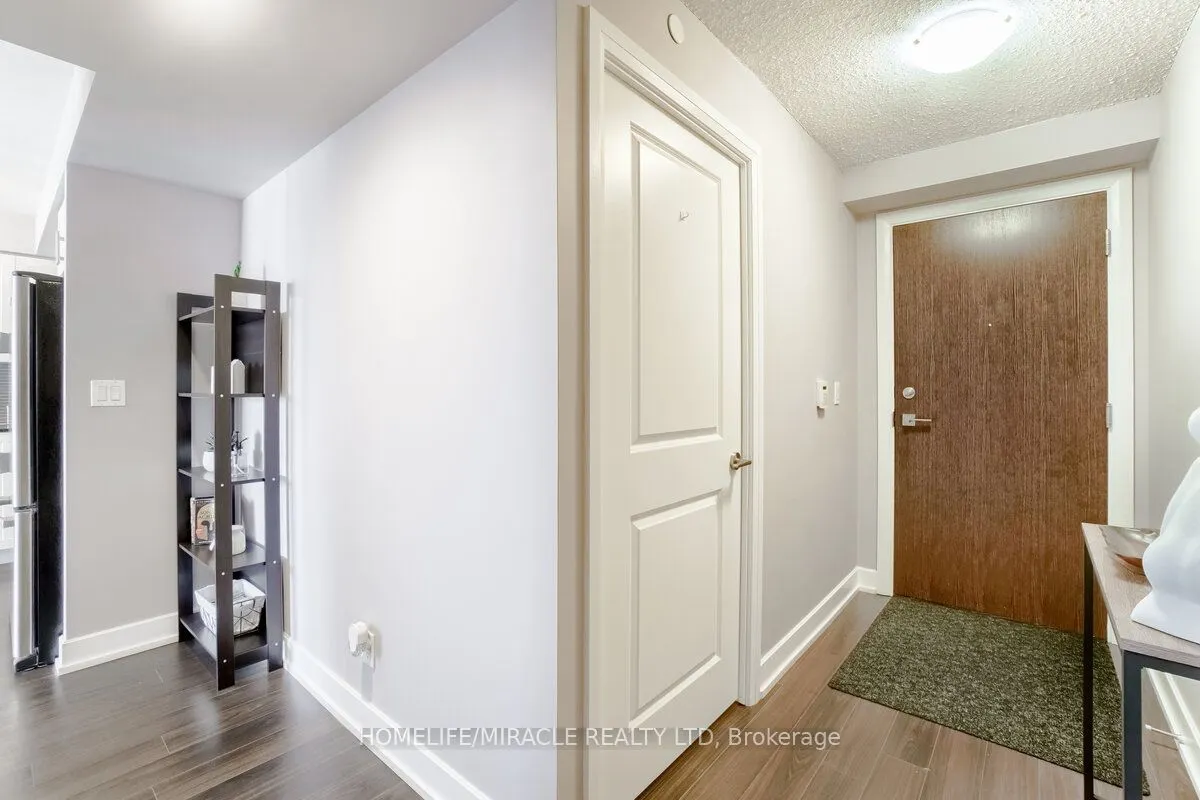 2 Eva Road, #1324