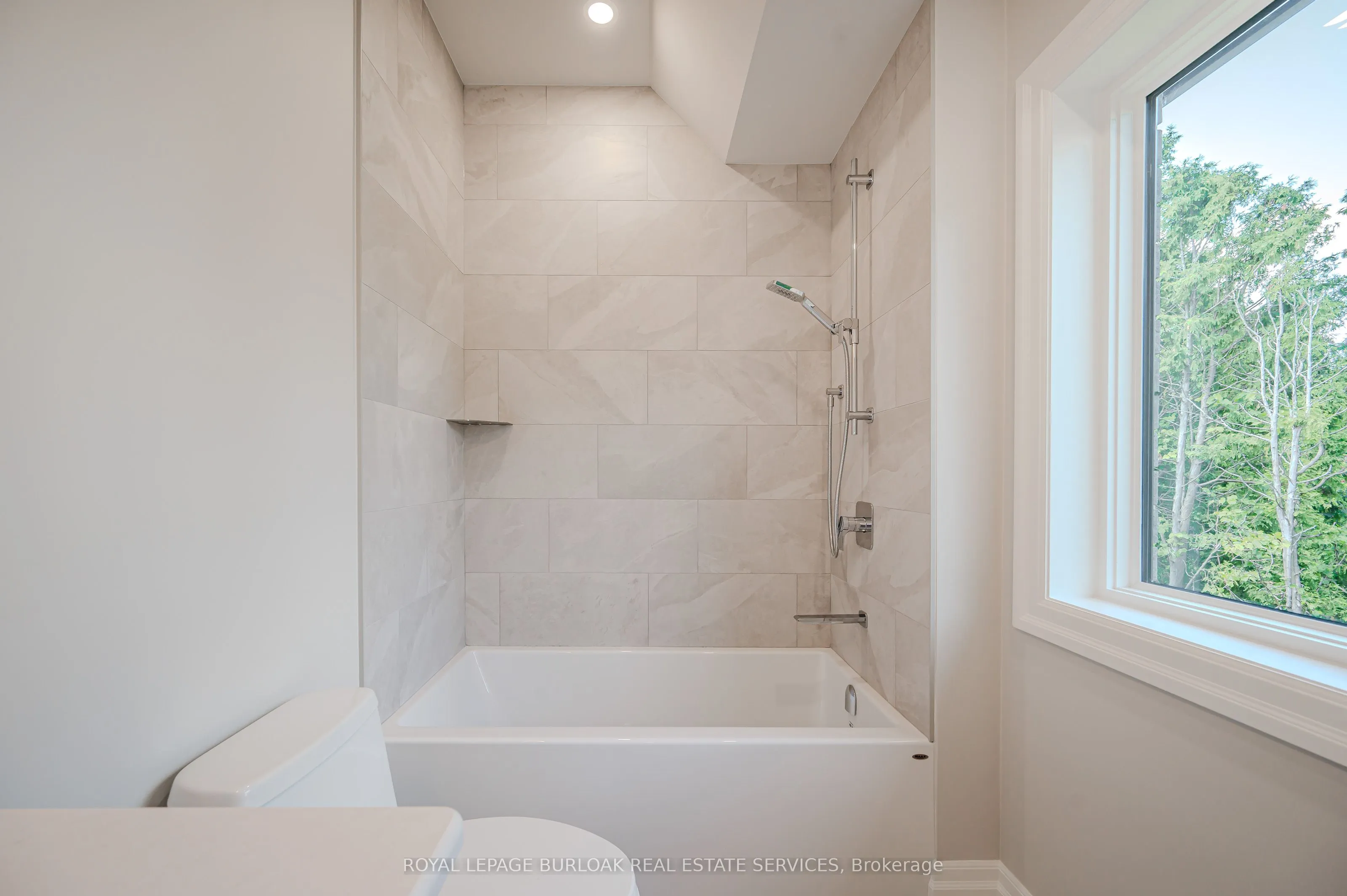 2423 Raymore Drive