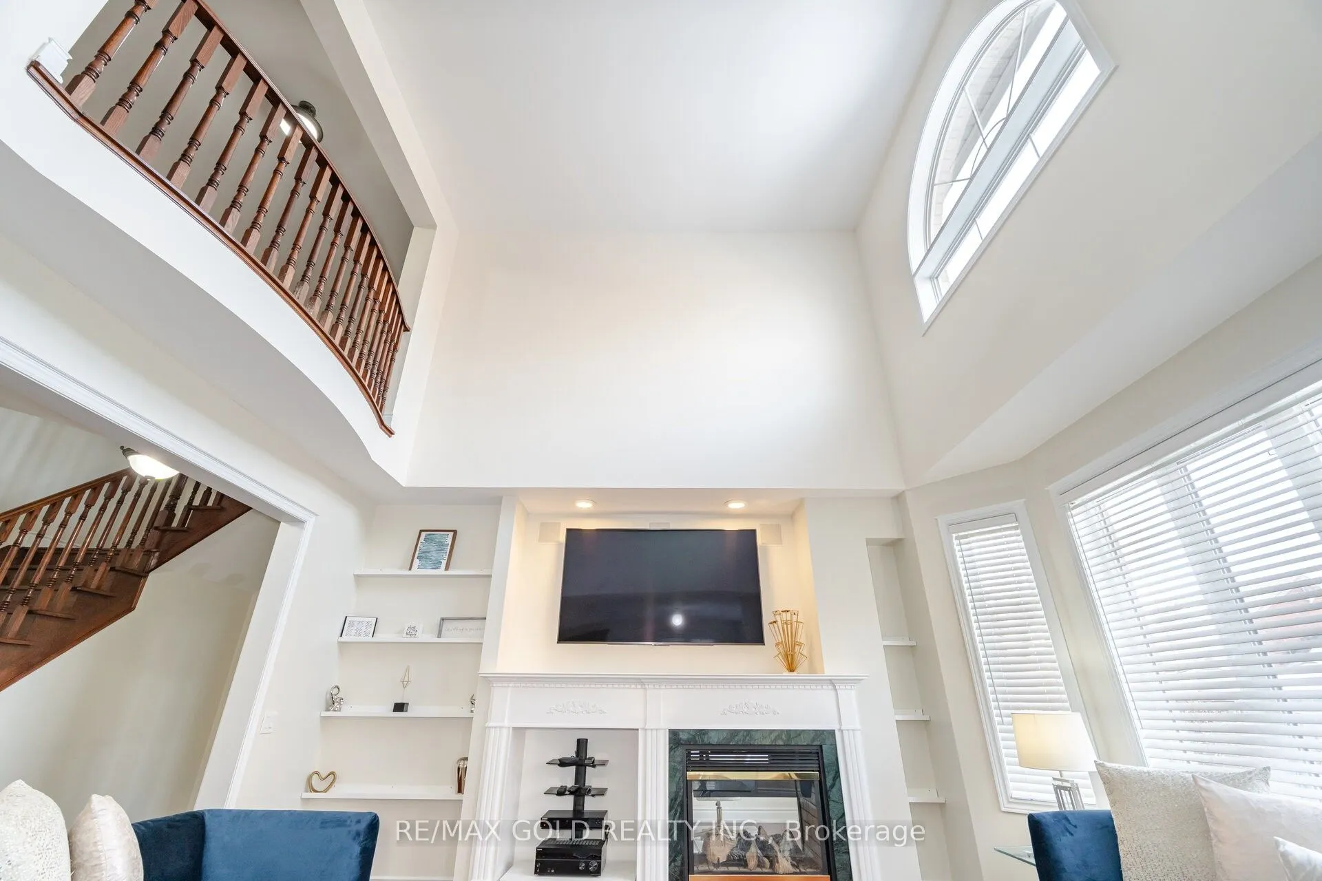 36 Hampton Springs Drive