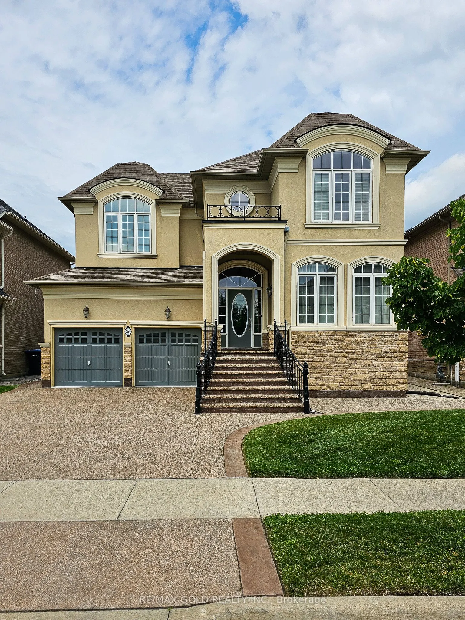 36 Hampton Springs Drive