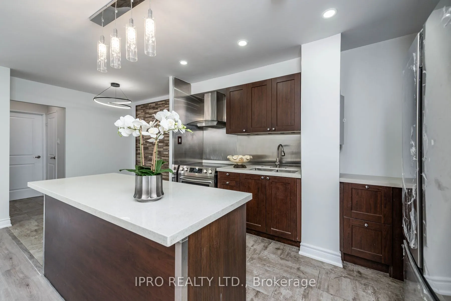 1395 Williamsport Drive, #357