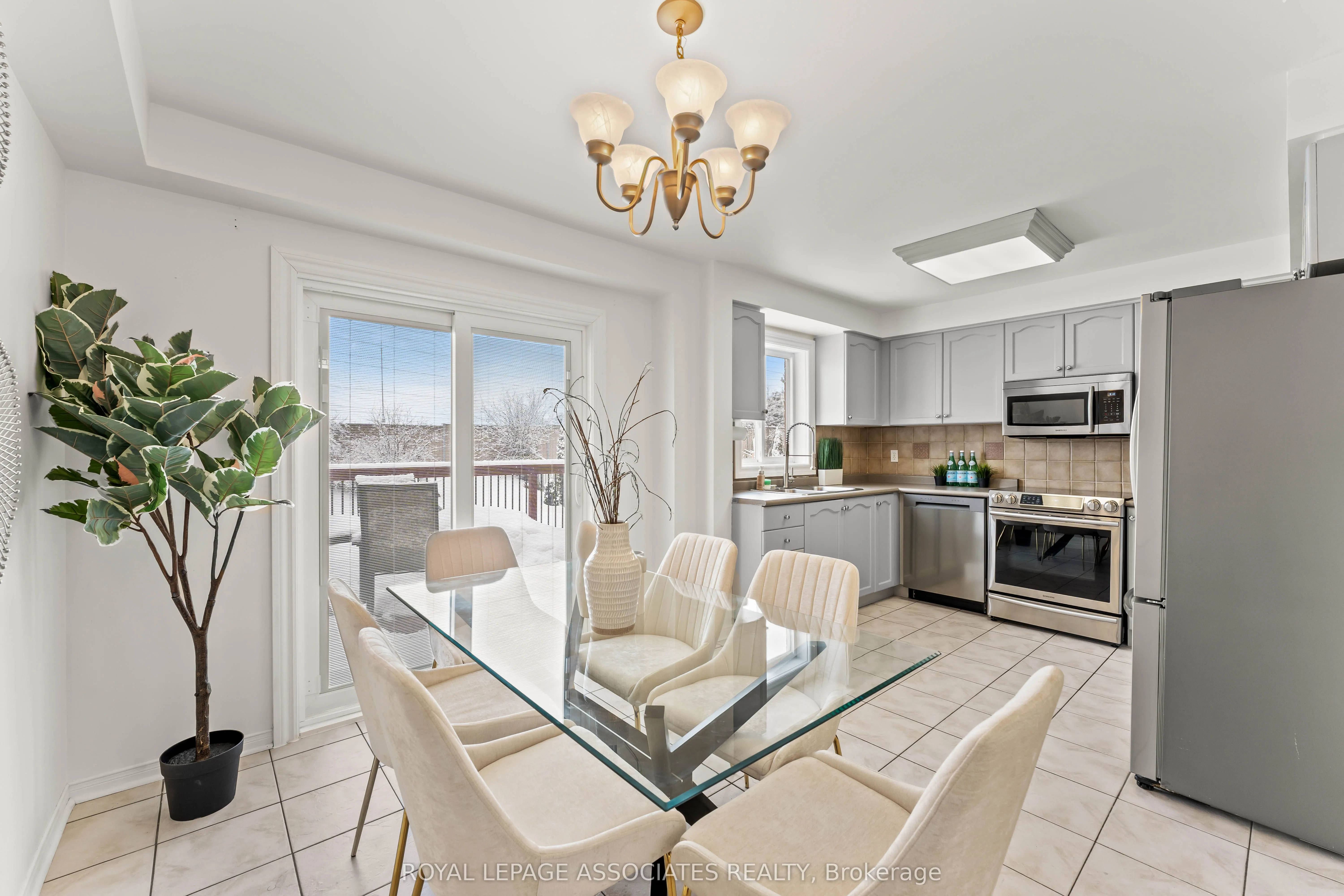 87 Wilmont Court