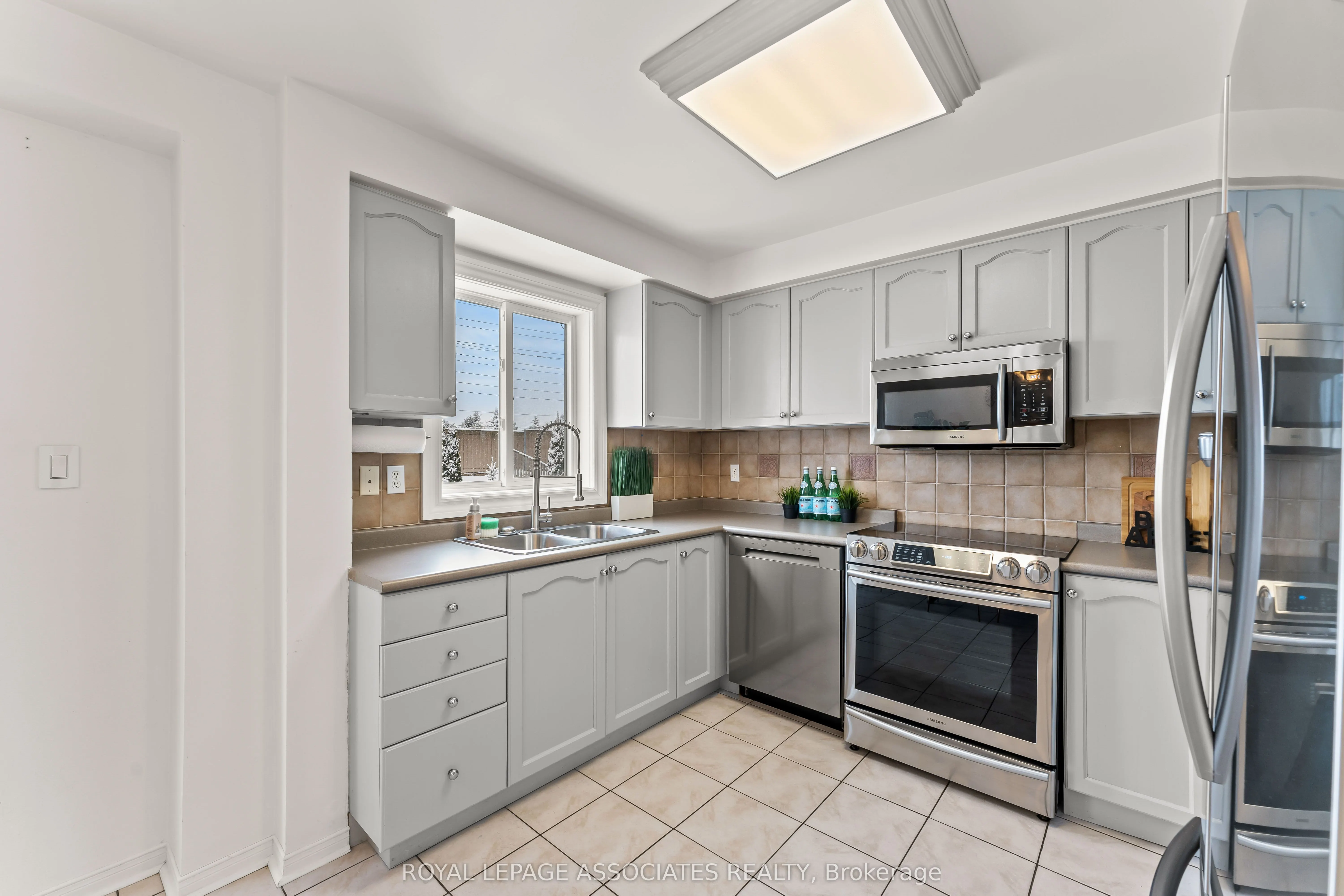 87 Wilmont Court