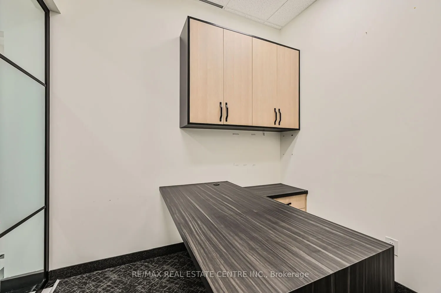 2565 Steeles Avenue E, #22