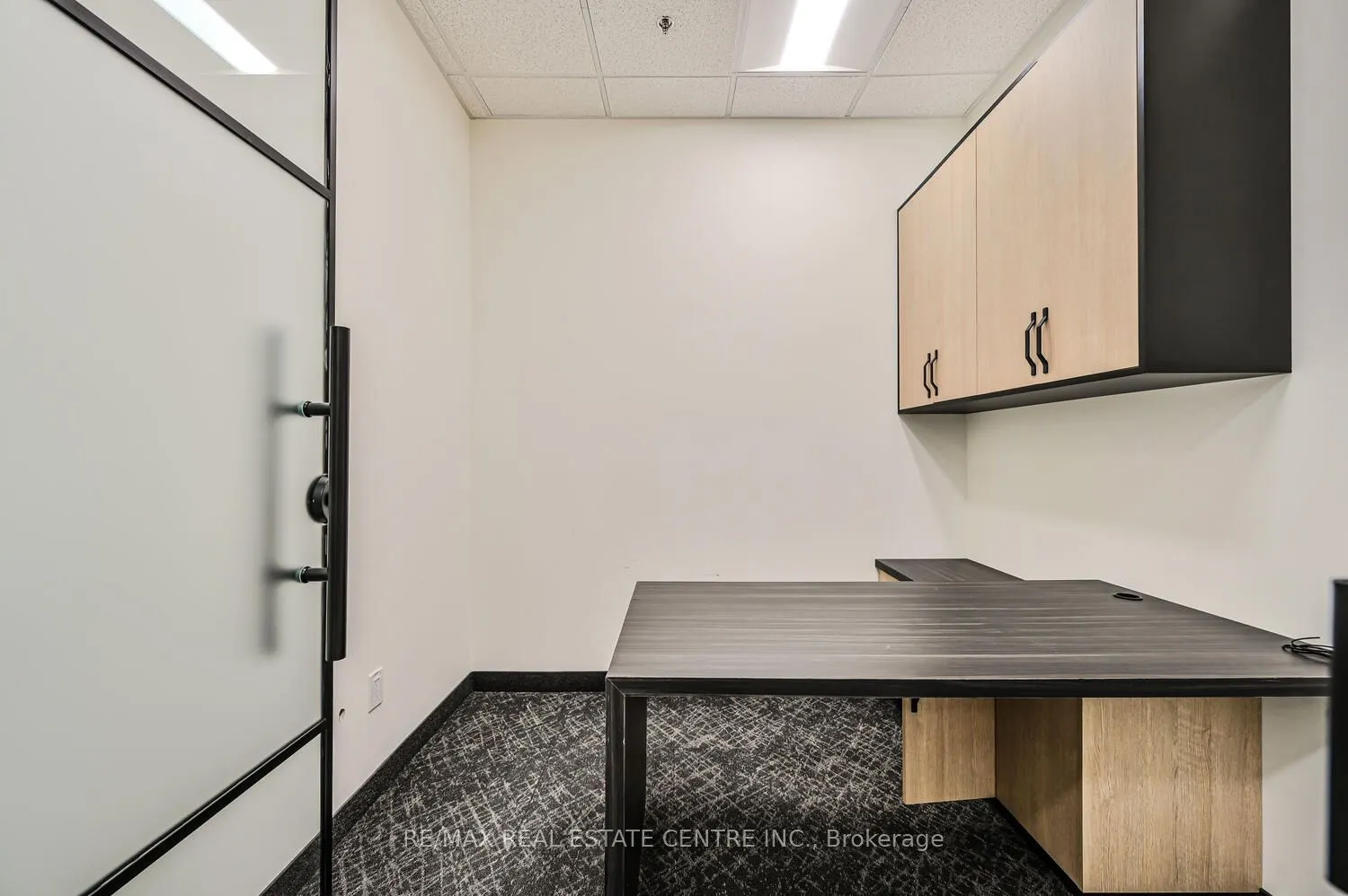 2565 Steeles Avenue E, #22