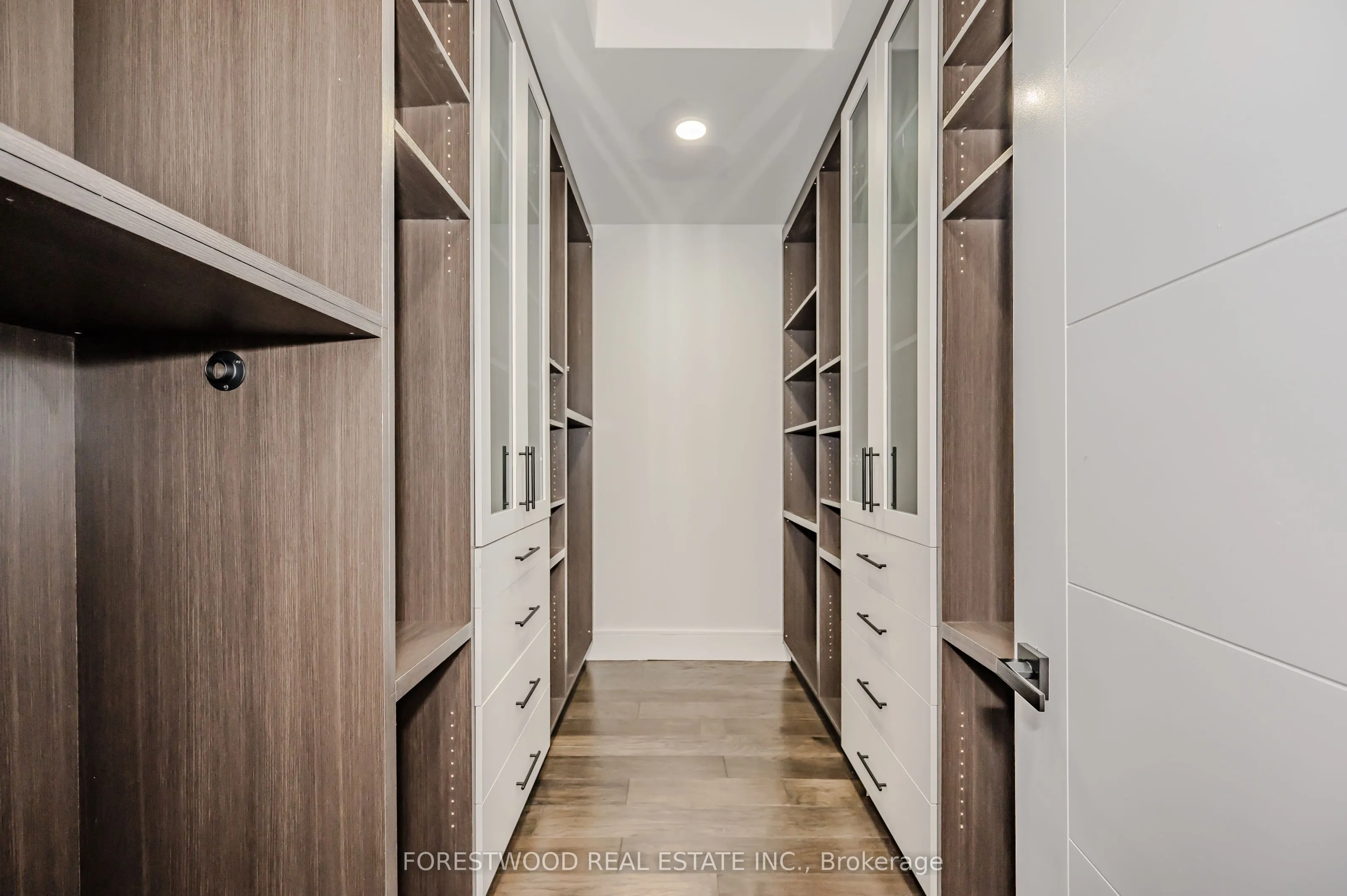 193 Mateo Place