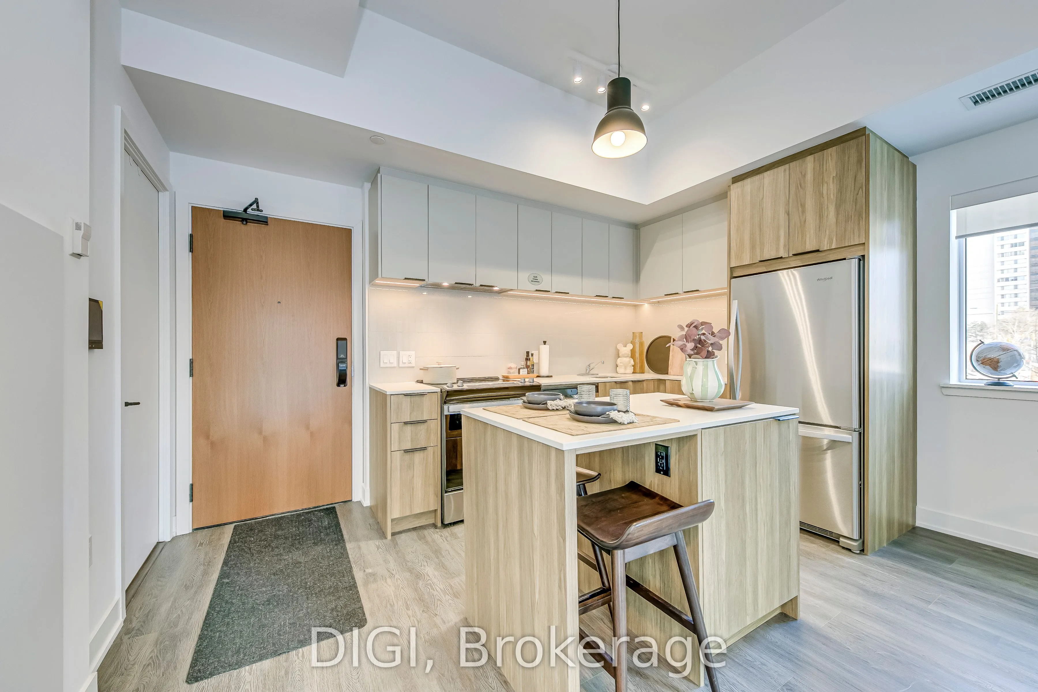 185 Enfield Place, #TH05