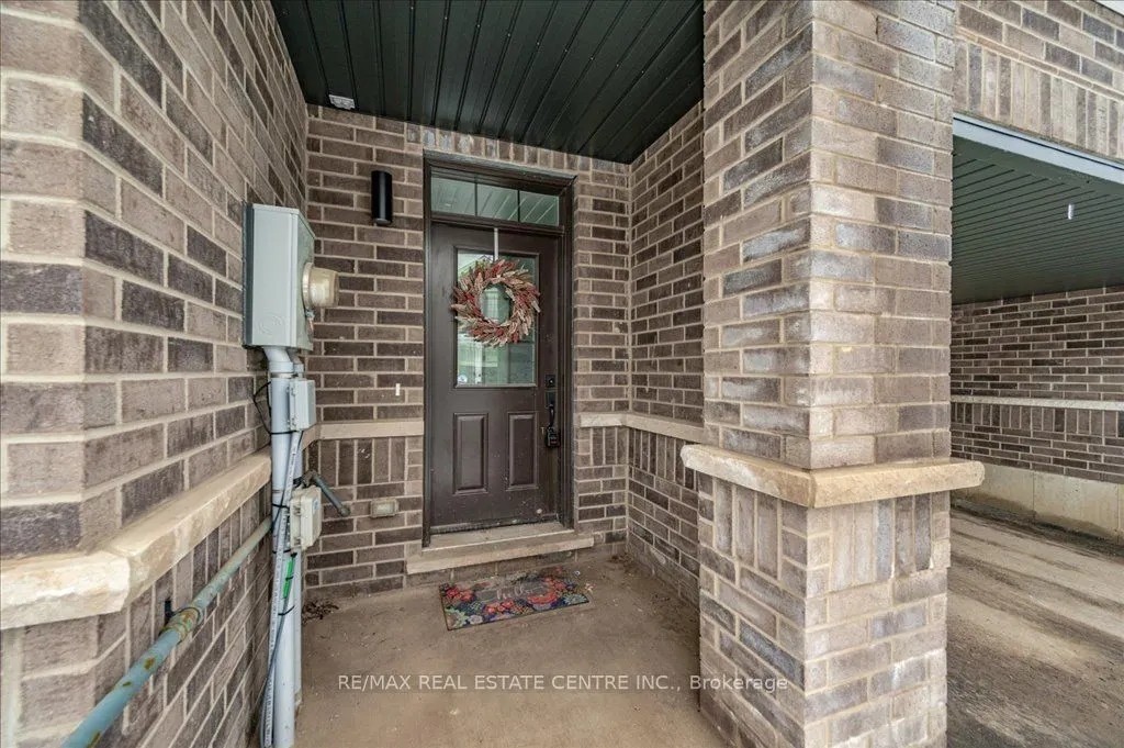 690 Broadway Avenue, #3