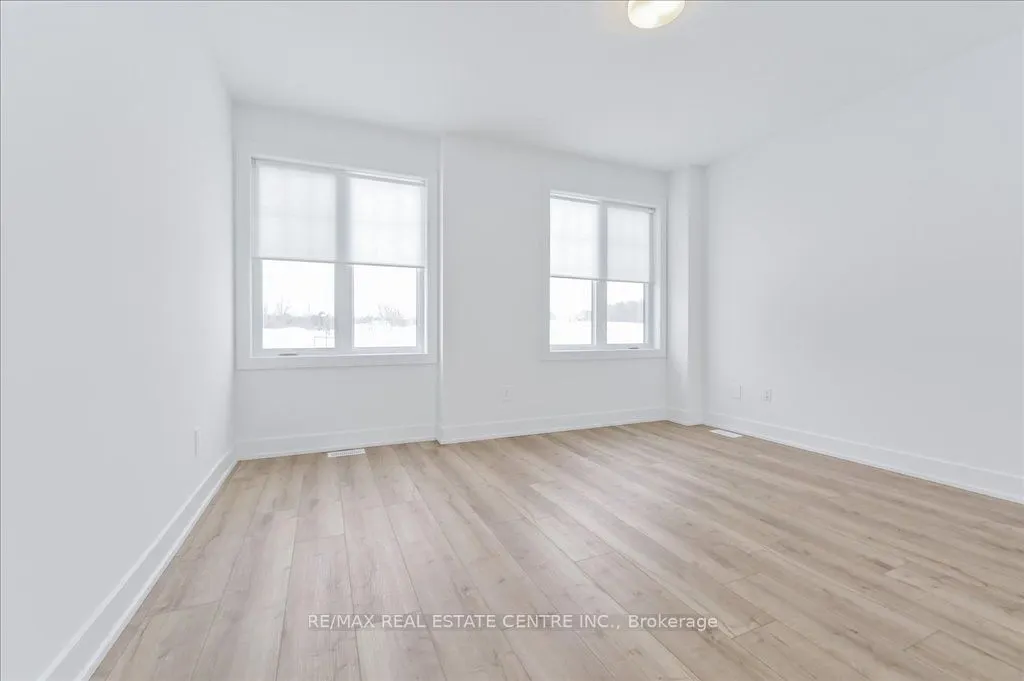 690 Broadway Avenue, #3
