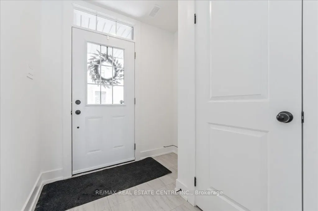 690 Broadway Avenue, #3