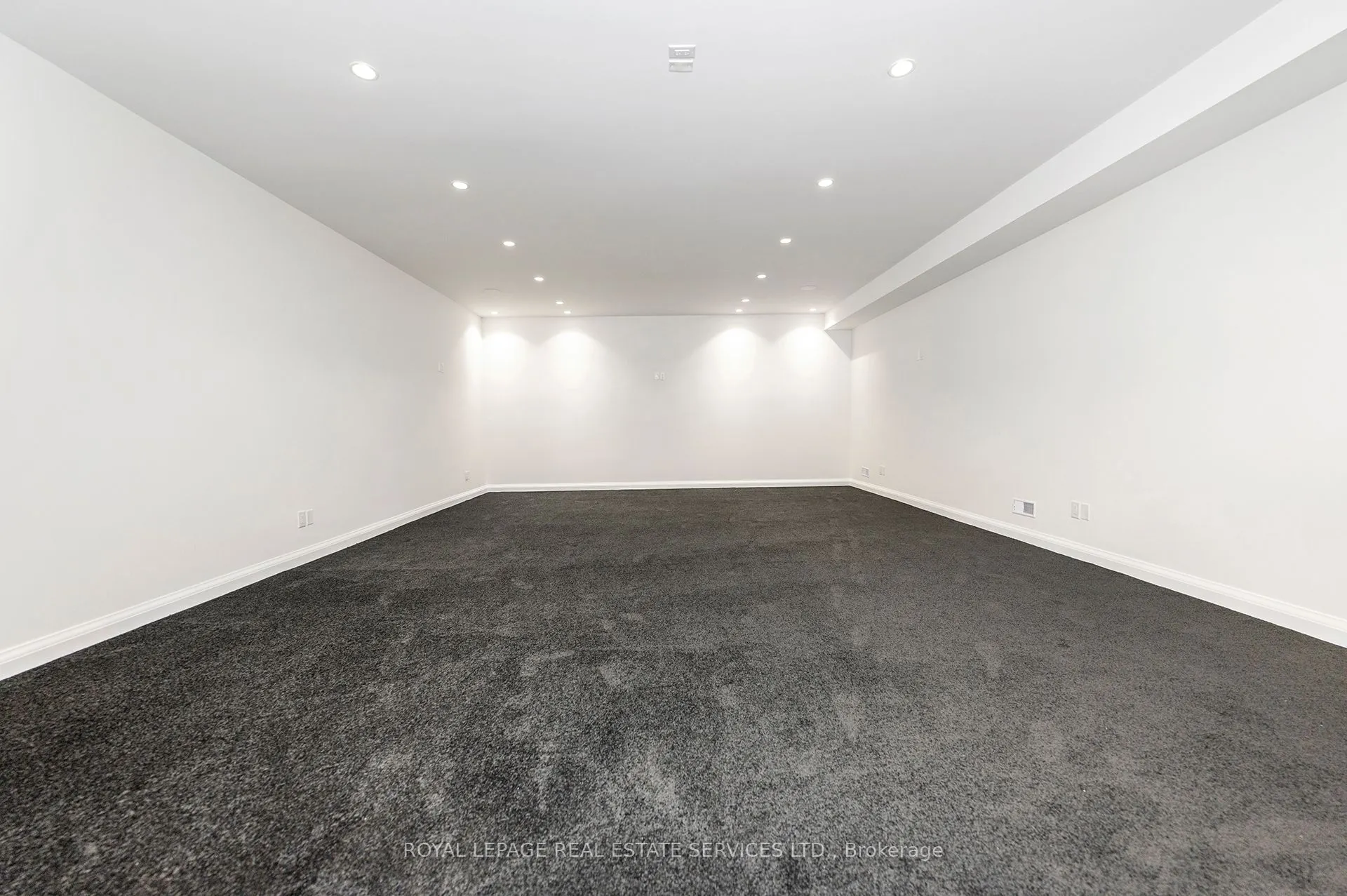1618 Dogwood Trail