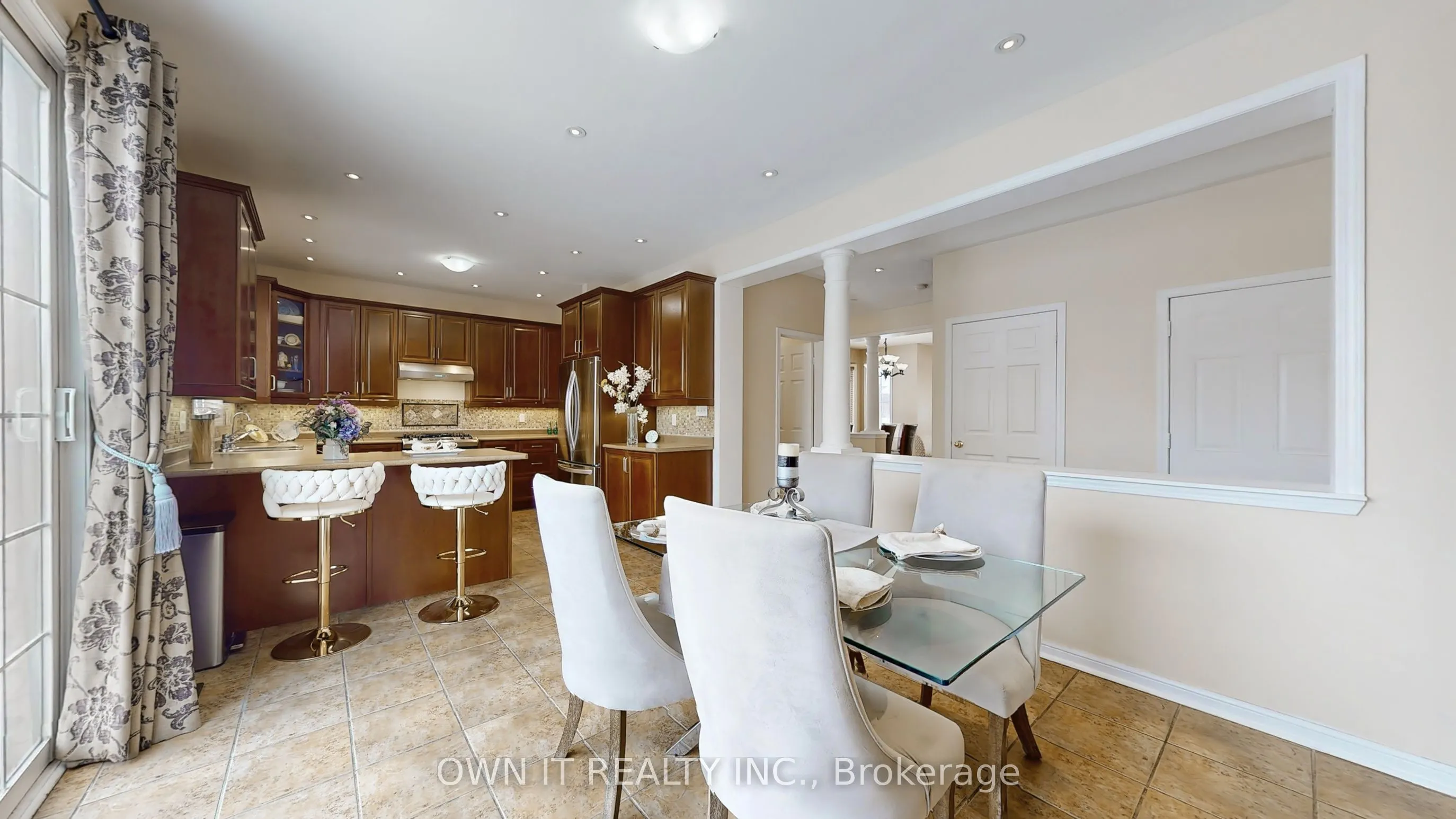 14 Alboreto Way