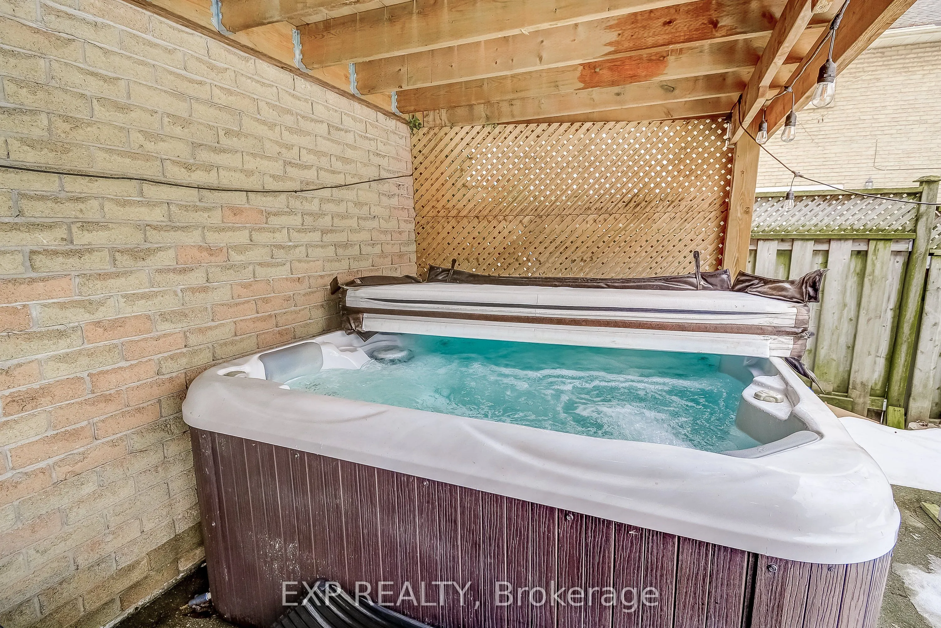 204 Sheraton Court