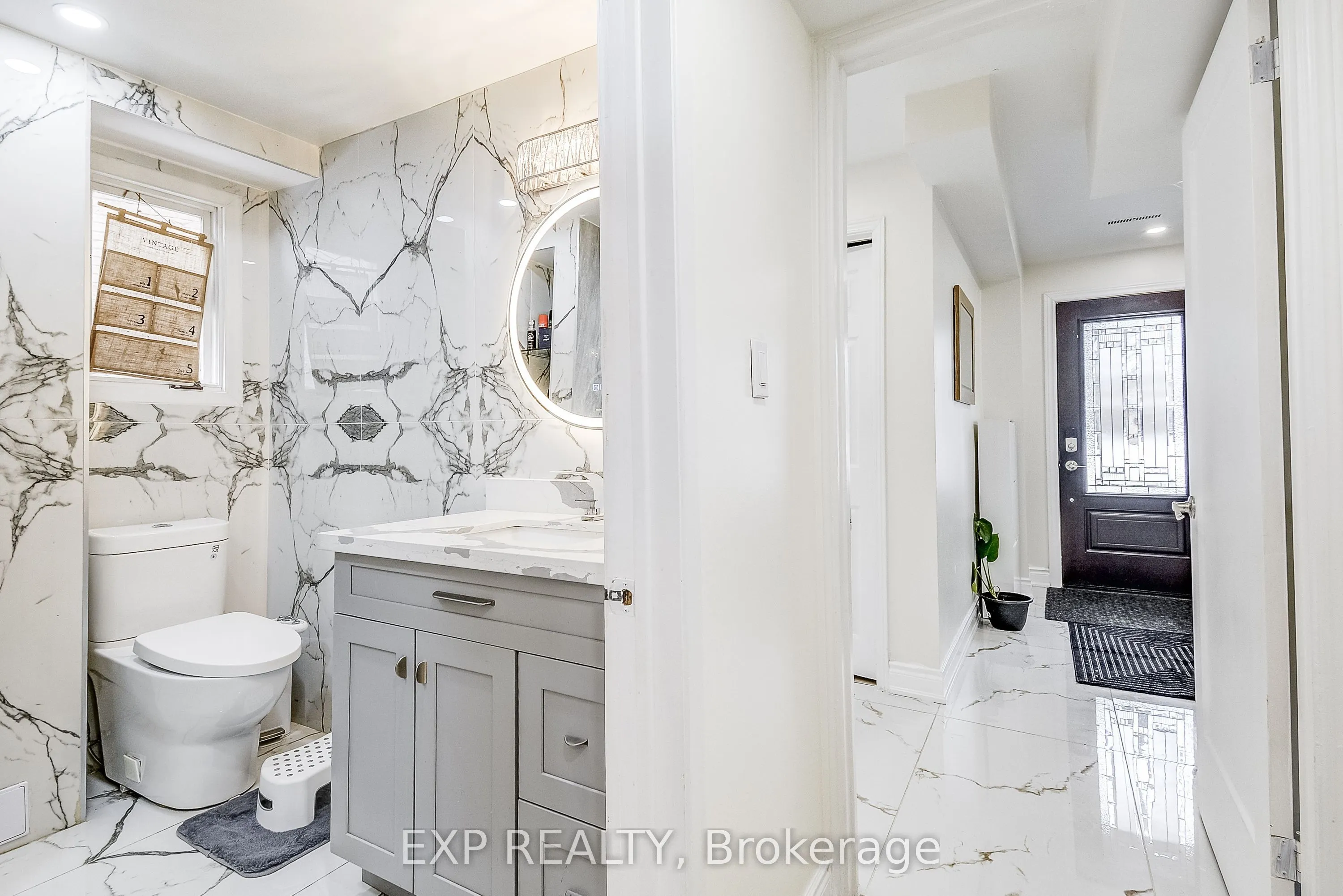 204 Sheraton Court