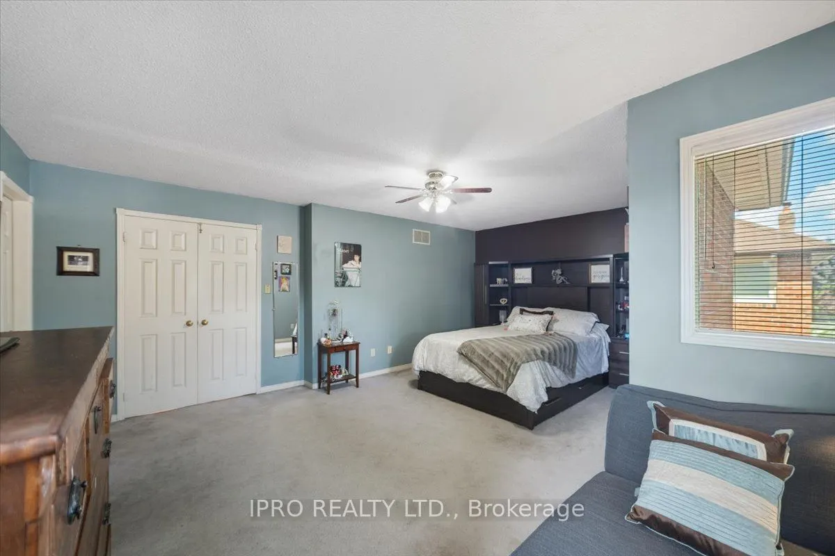 77 Lord Simcoe Drive