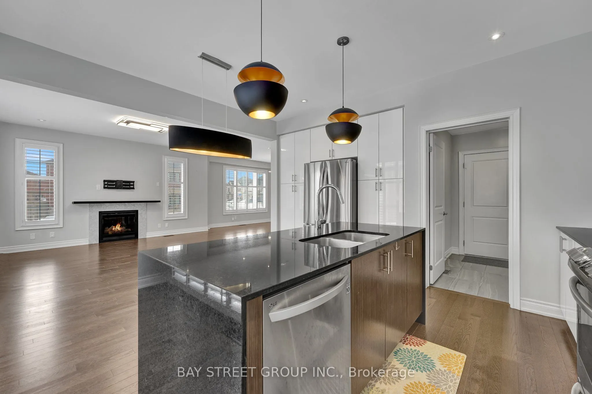 1275 Raspberry Terrace