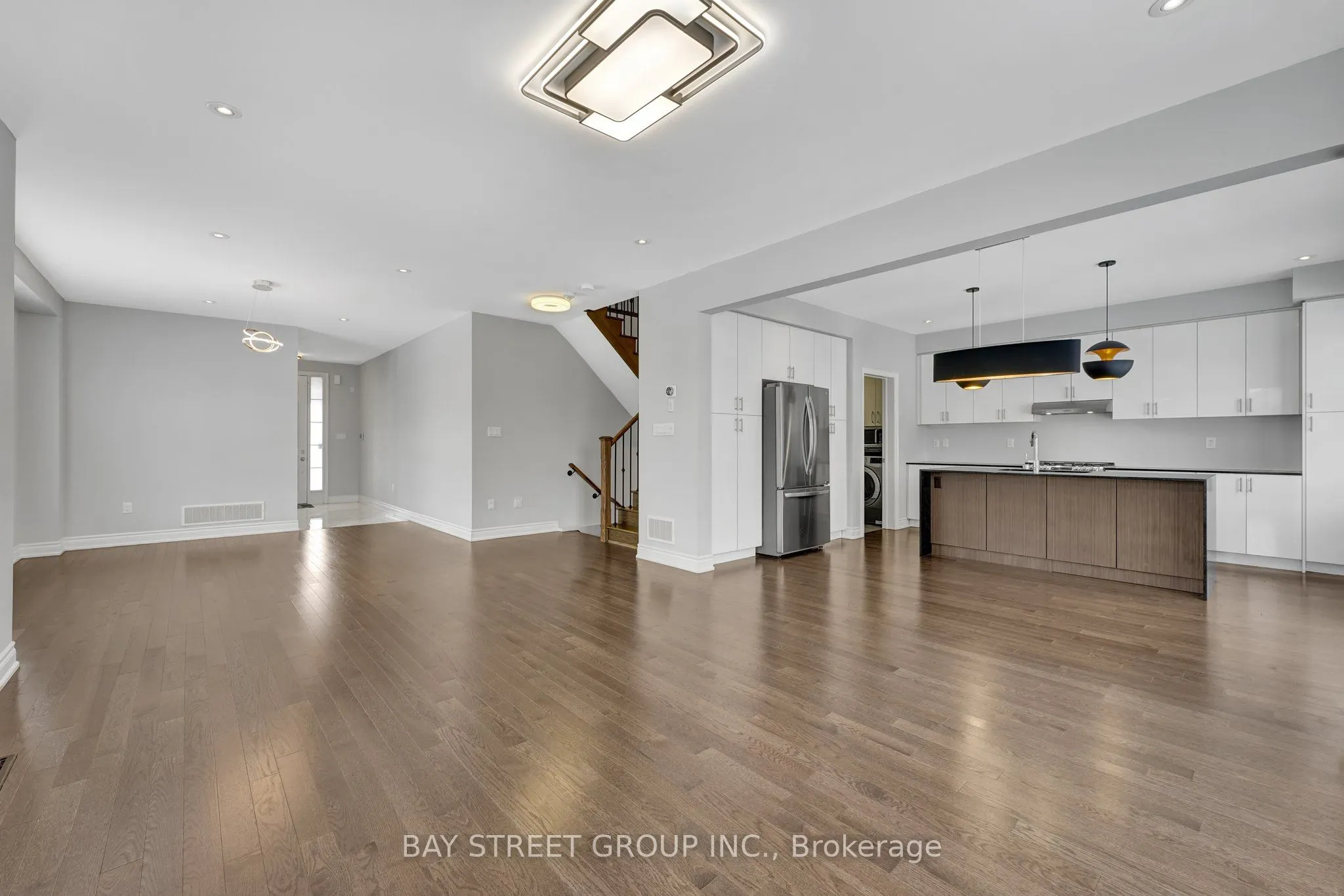 1275 Raspberry Terrace