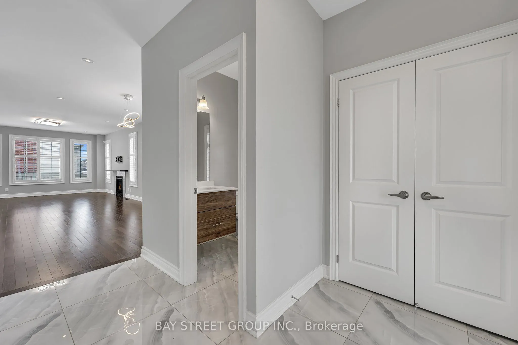 1275 Raspberry Terrace