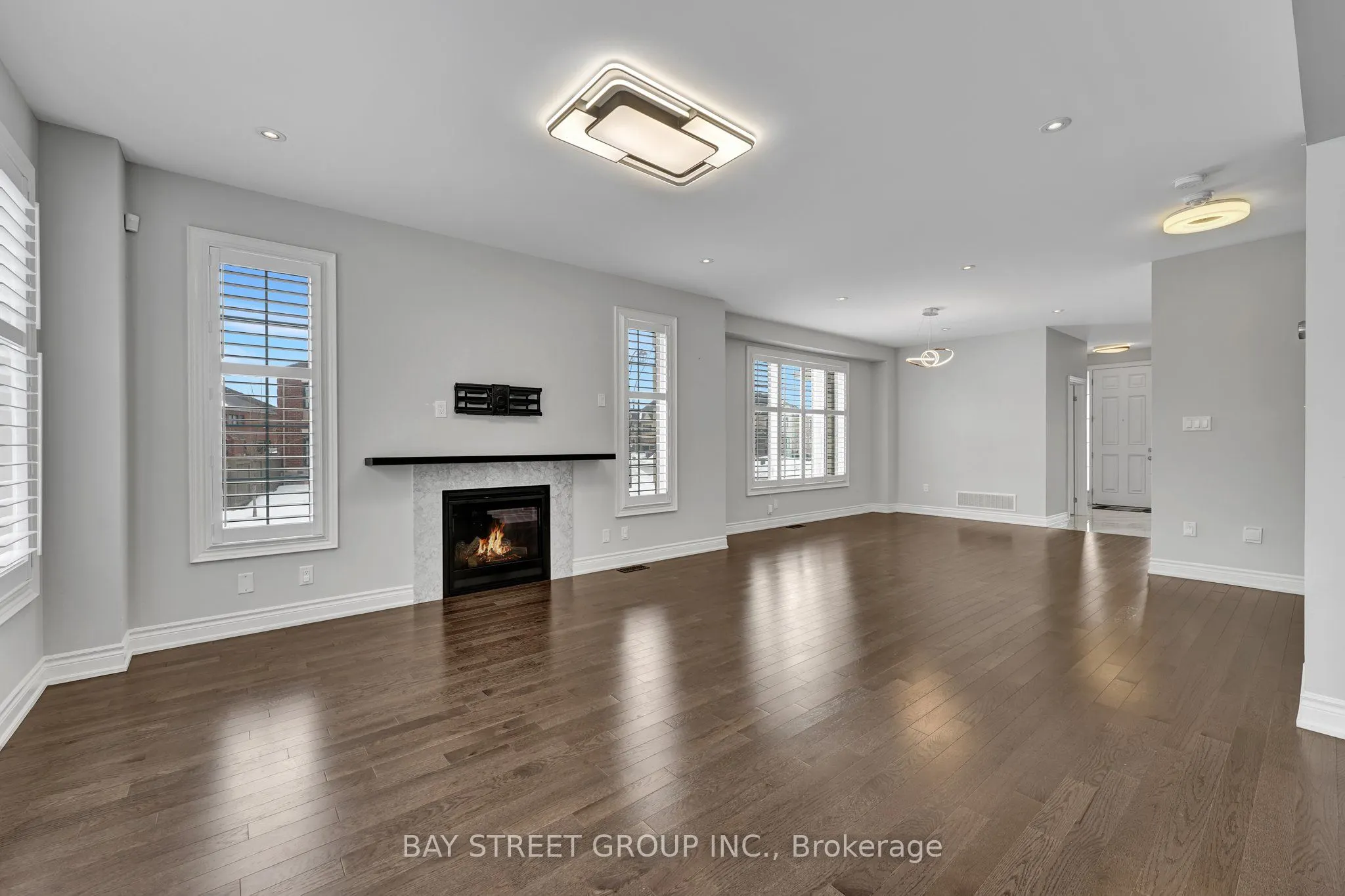 1275 Raspberry Terrace