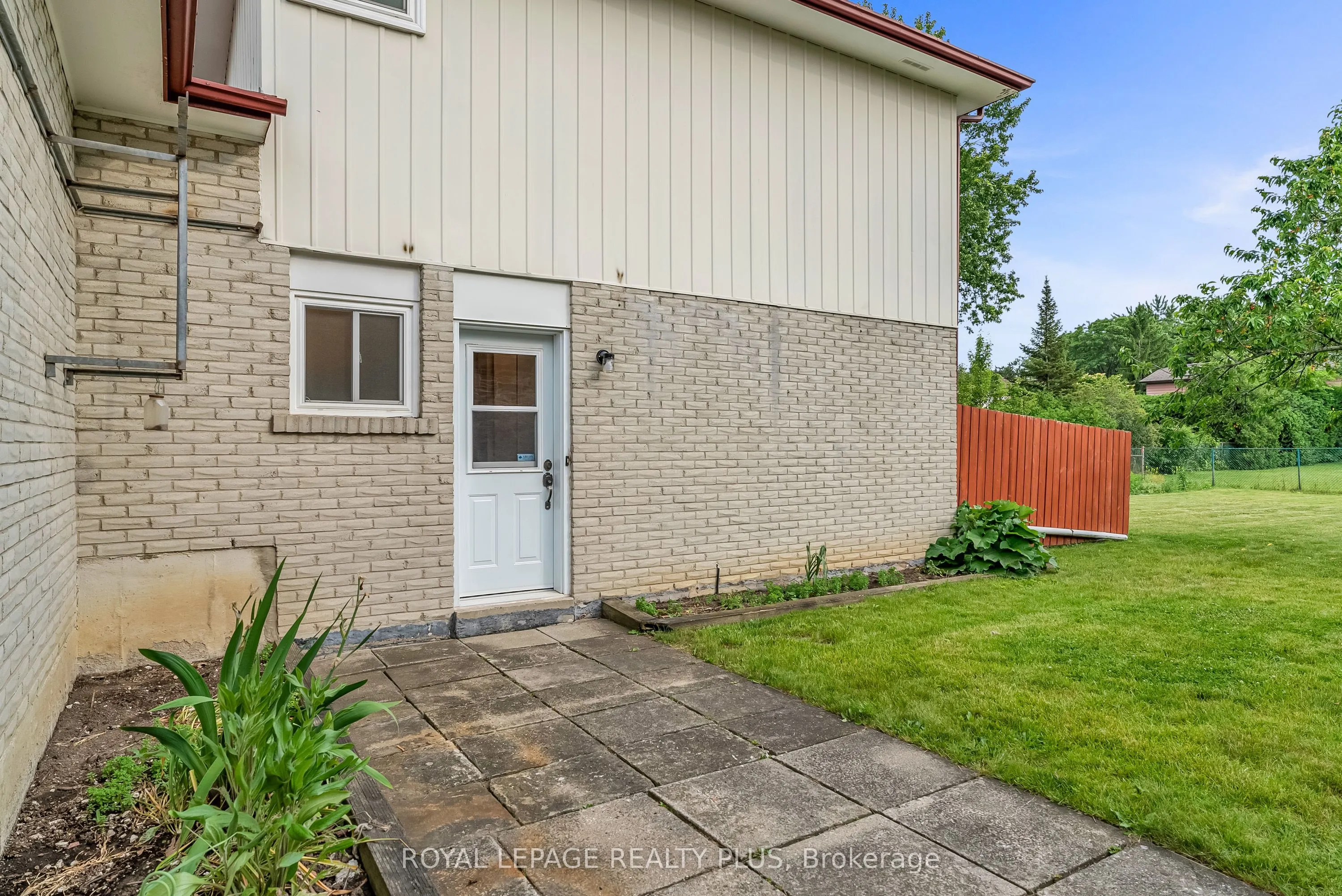 2440 Rosemary Drive