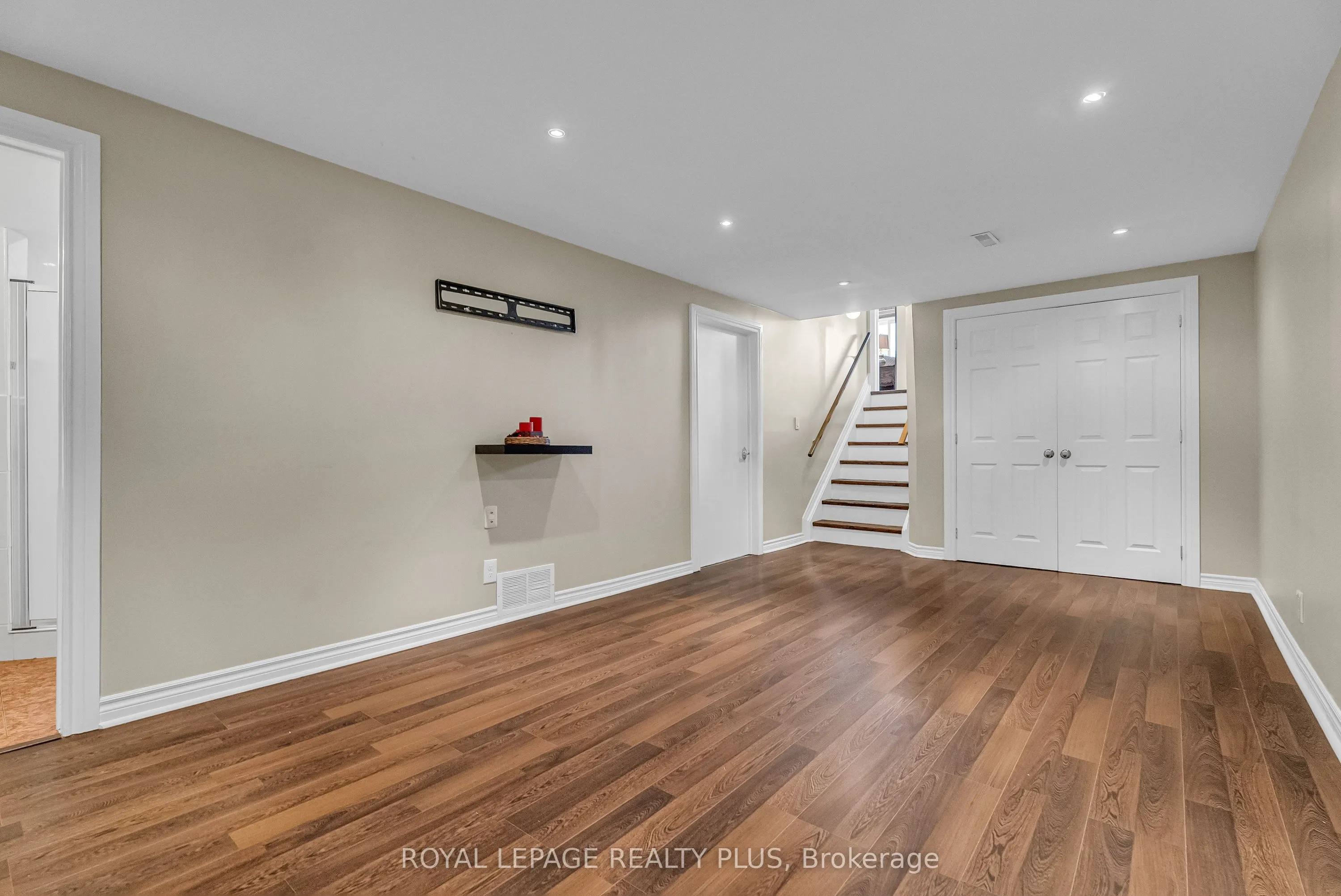2440 Rosemary Drive