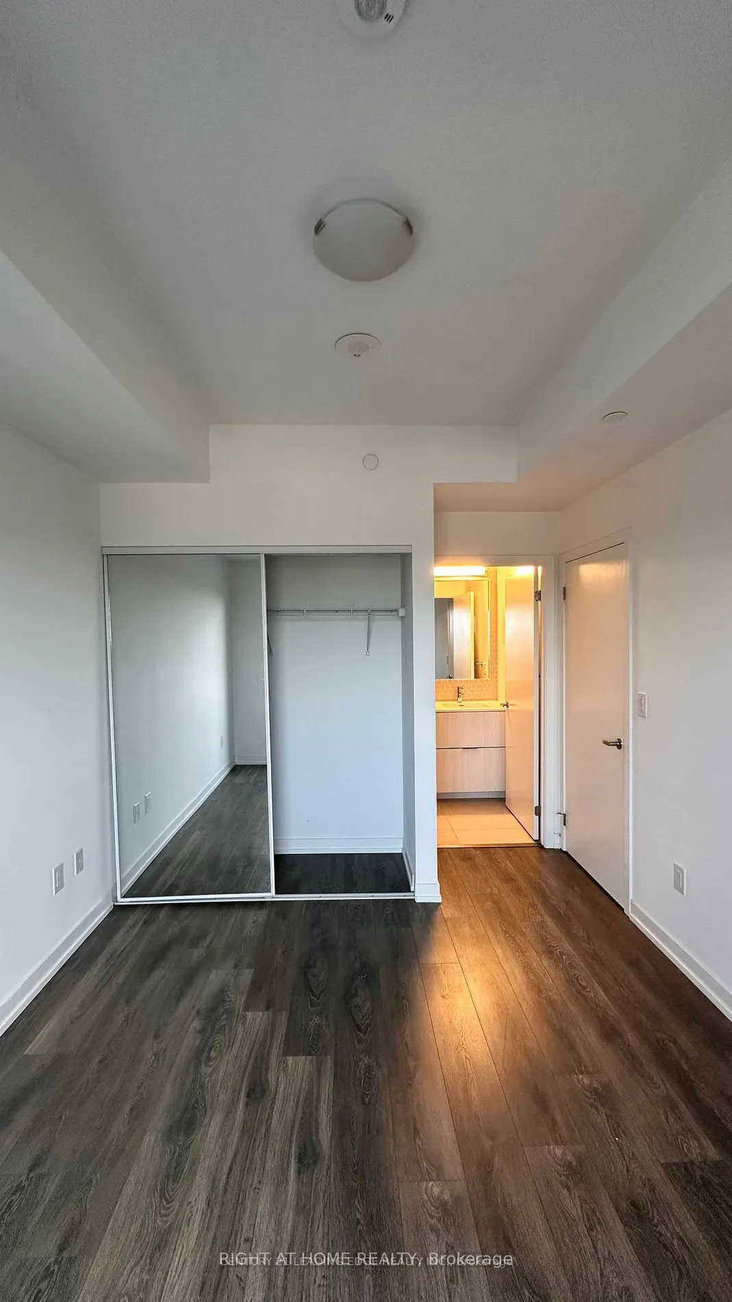 2520 Eglinton Avenue W, #1612