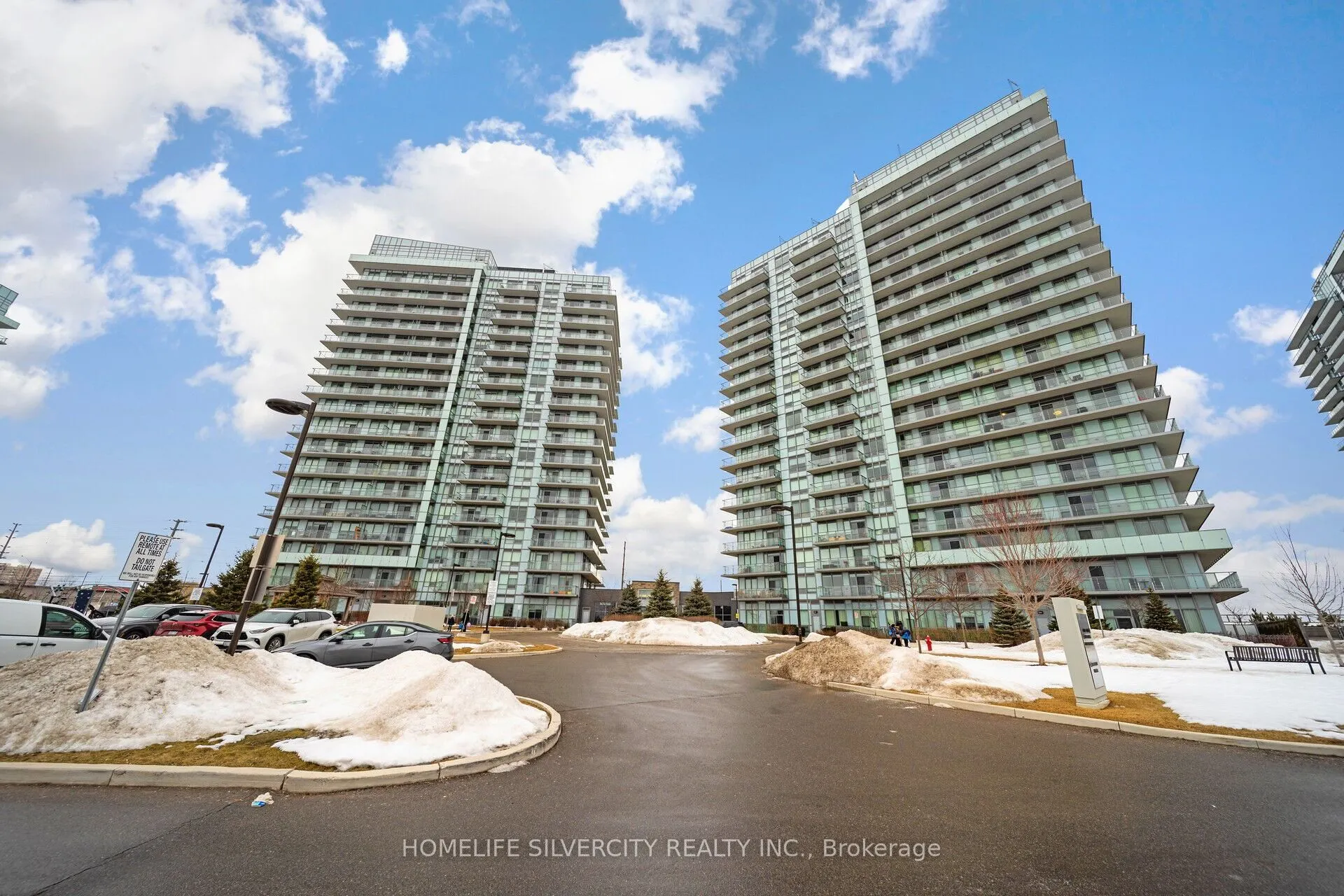4699 Glen Erin Drive, #608