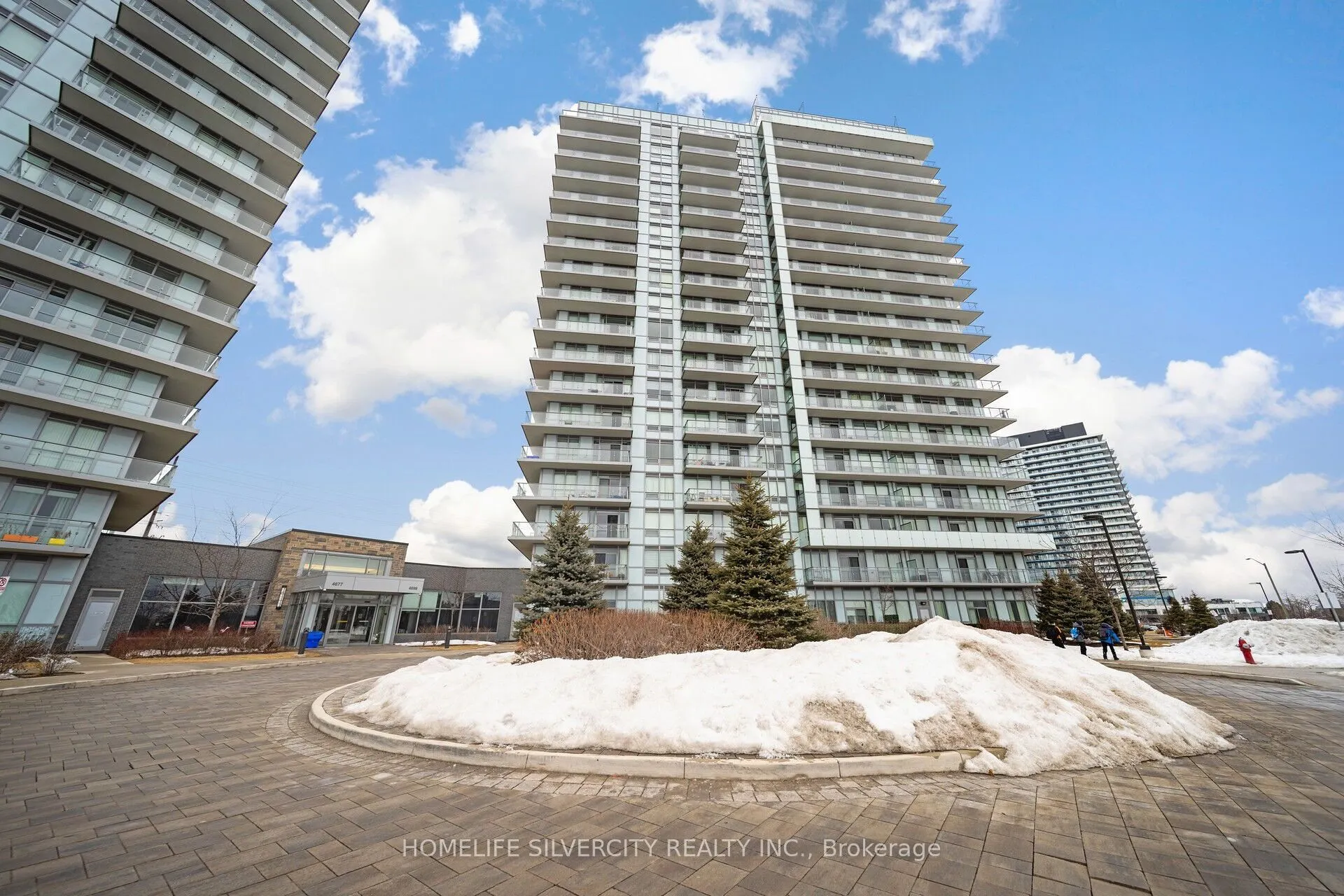 4699 Glen Erin Drive, #608