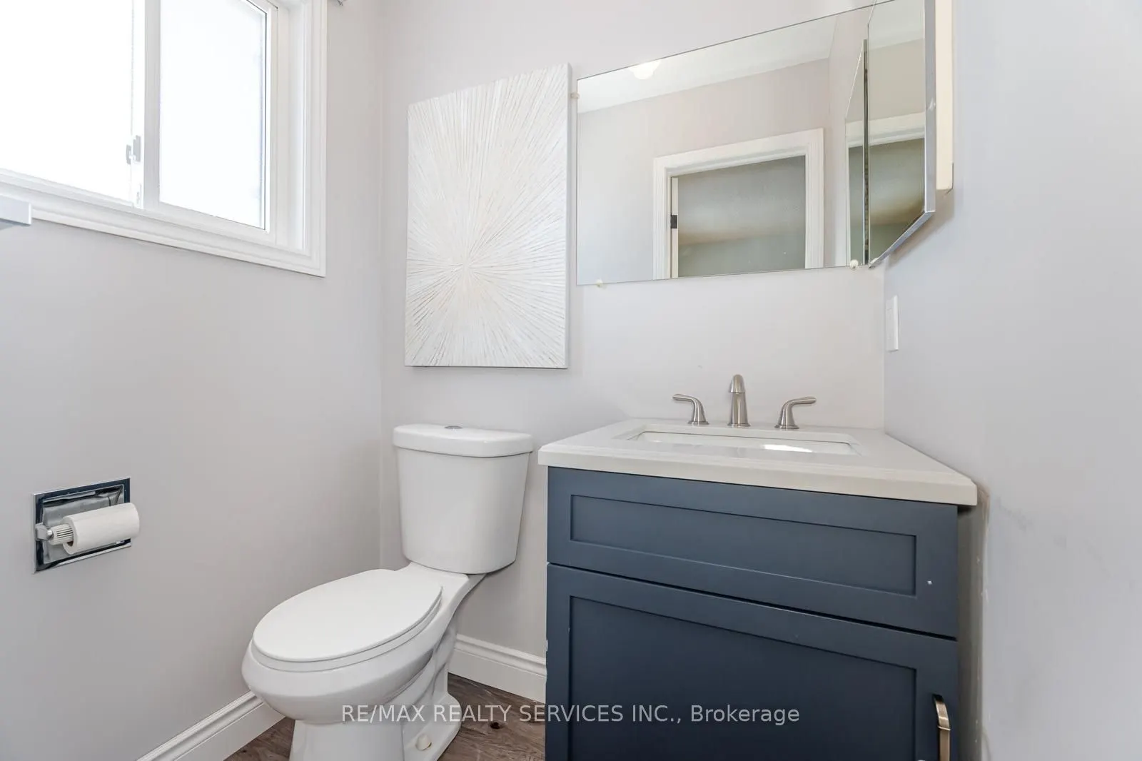 102 Richvale Drive N