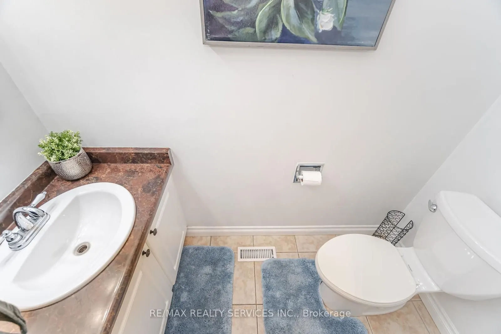 102 Richvale Drive N