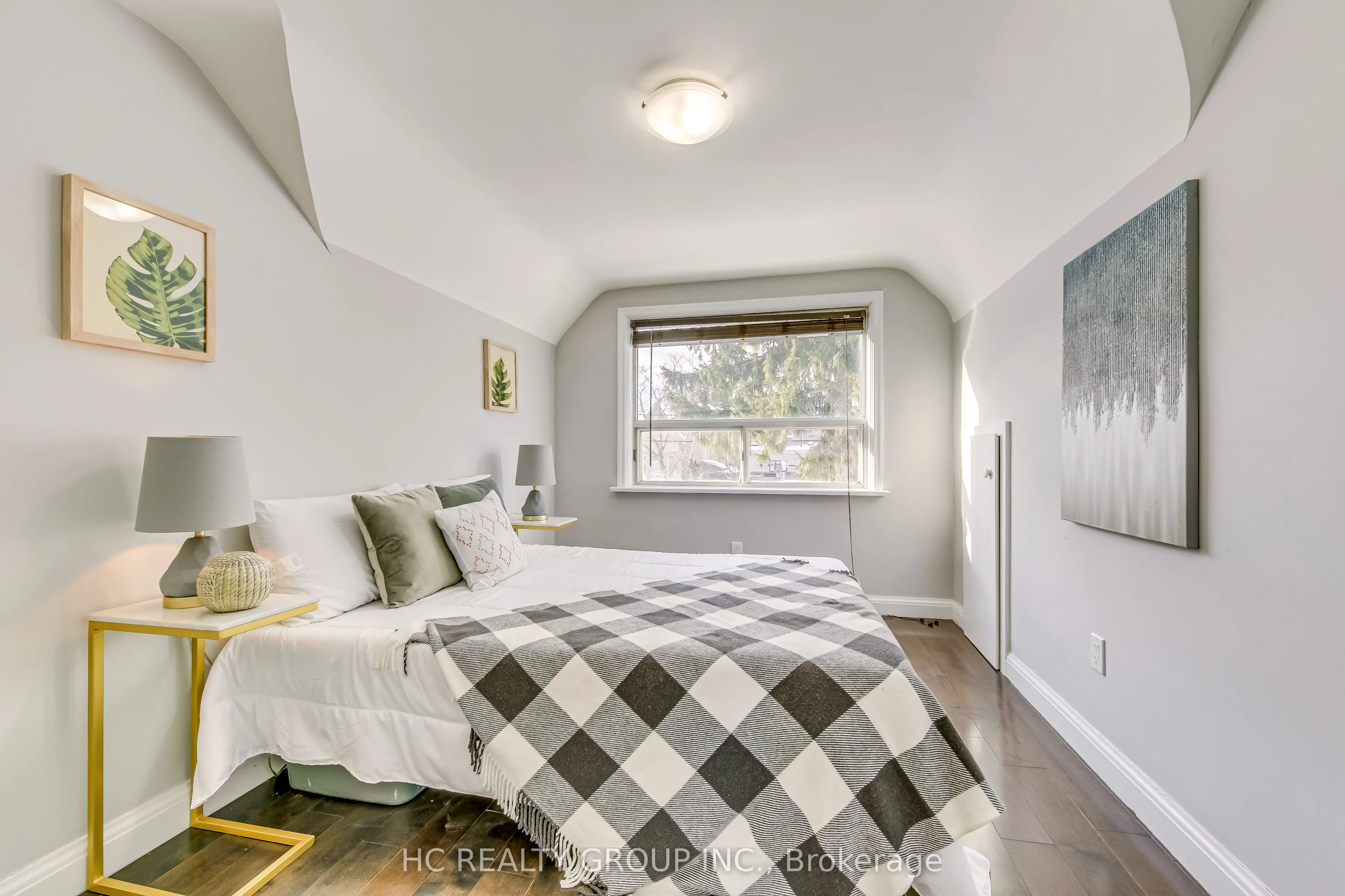 468 Lynd Avenue