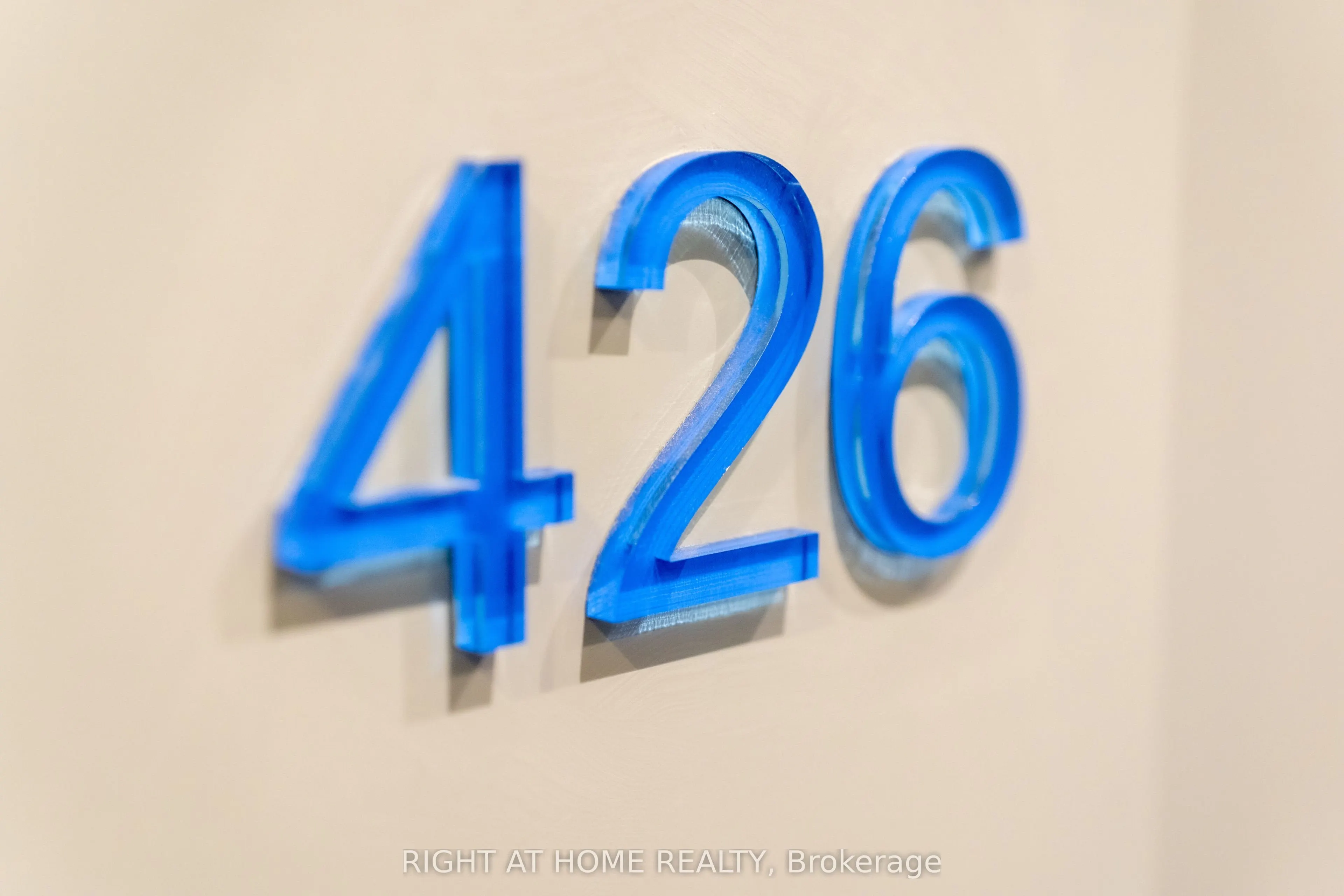 300 Manitoba Street, #426