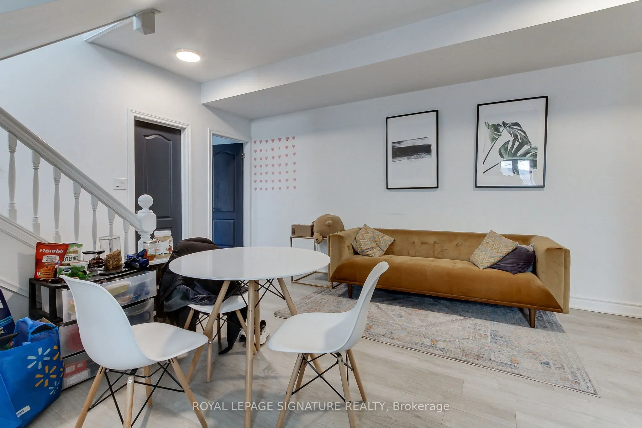 1267 King Street W